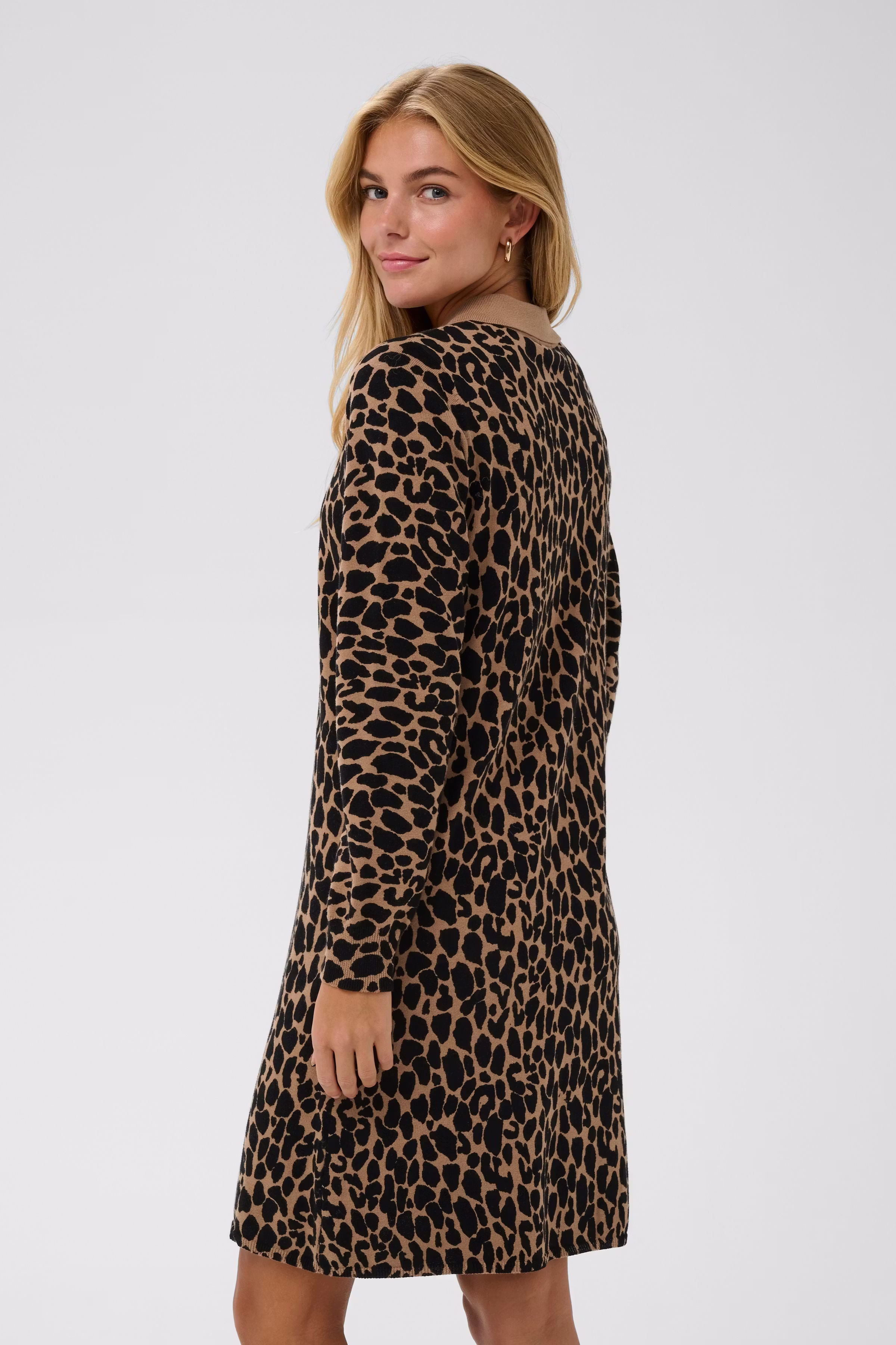 PalomaSZ Kjole LOOKBOOK BACK 30514887-304691