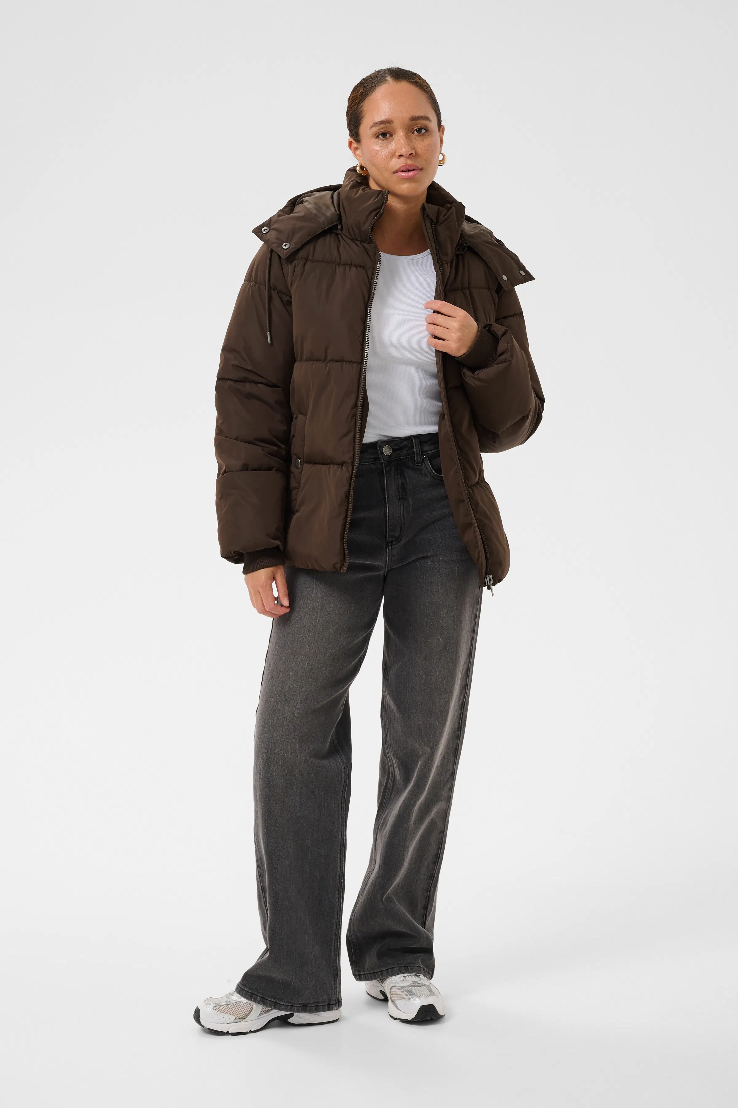 KAnikalui Outerwear LOOKBOOK FRONT 10511828-190915