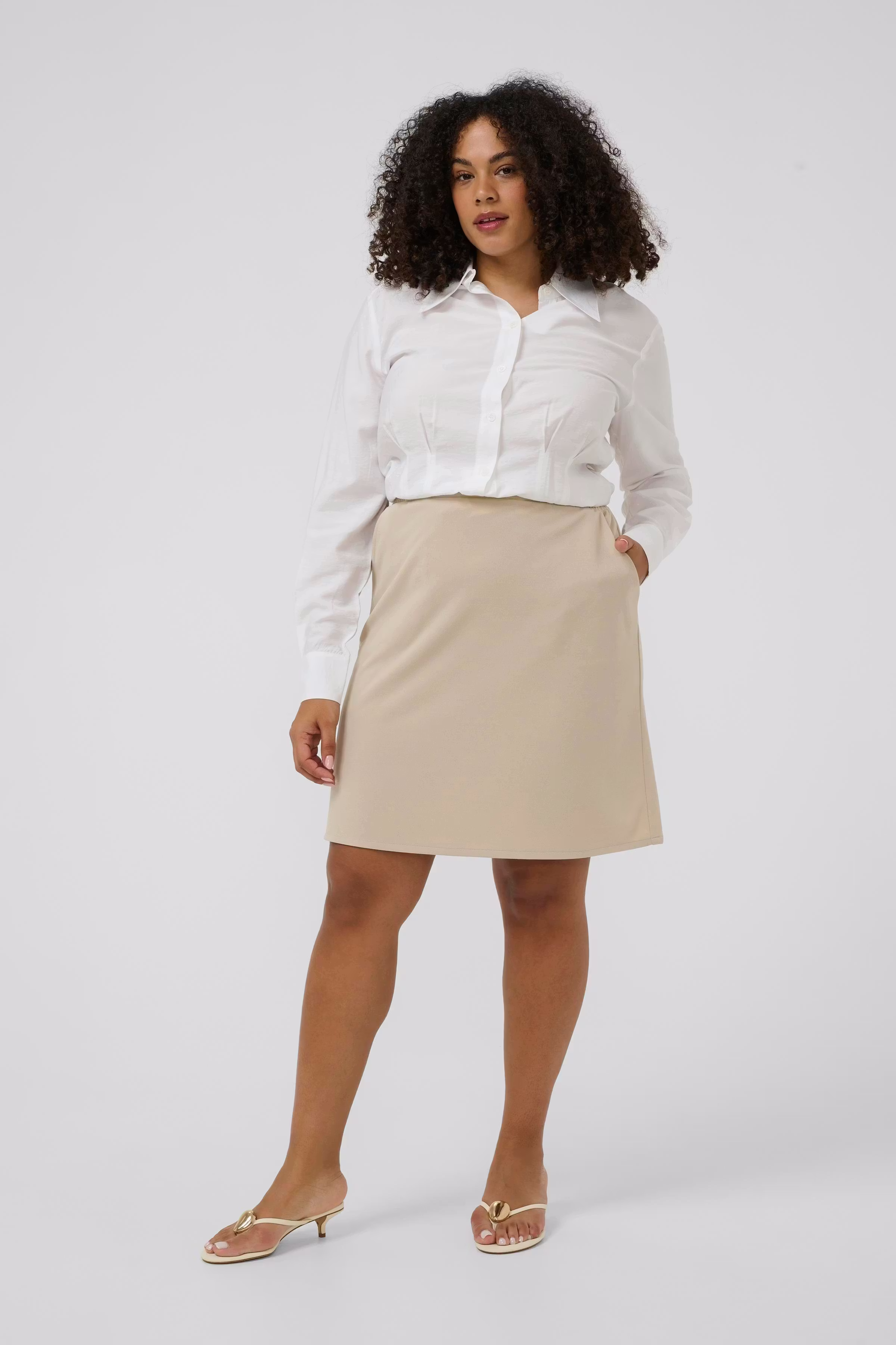 KCpheolo Jupe LOOKBOOK FRONT 10584093-151305