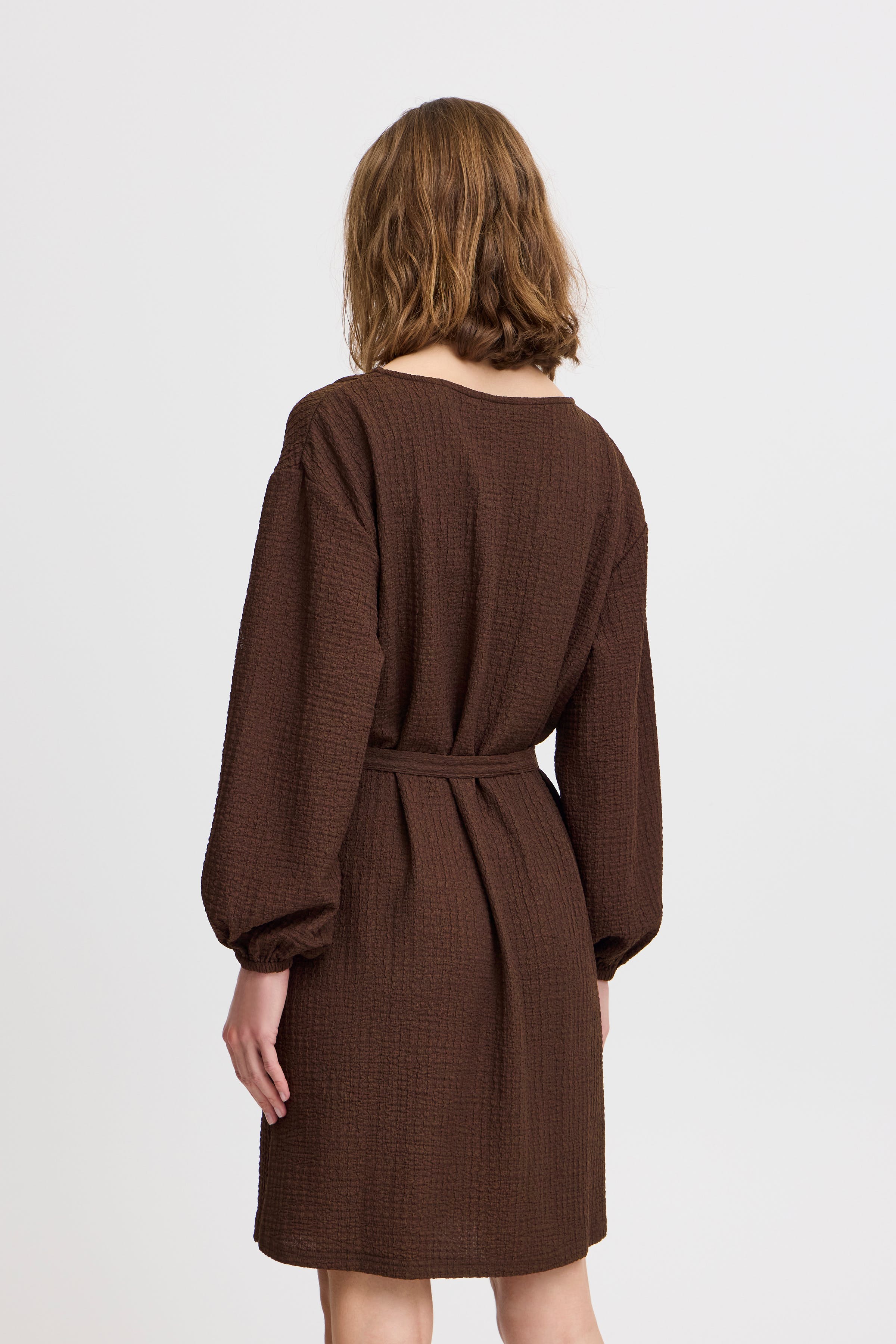 BYPERILLA Kleid LOOKBOOK BACK 20815481-191016