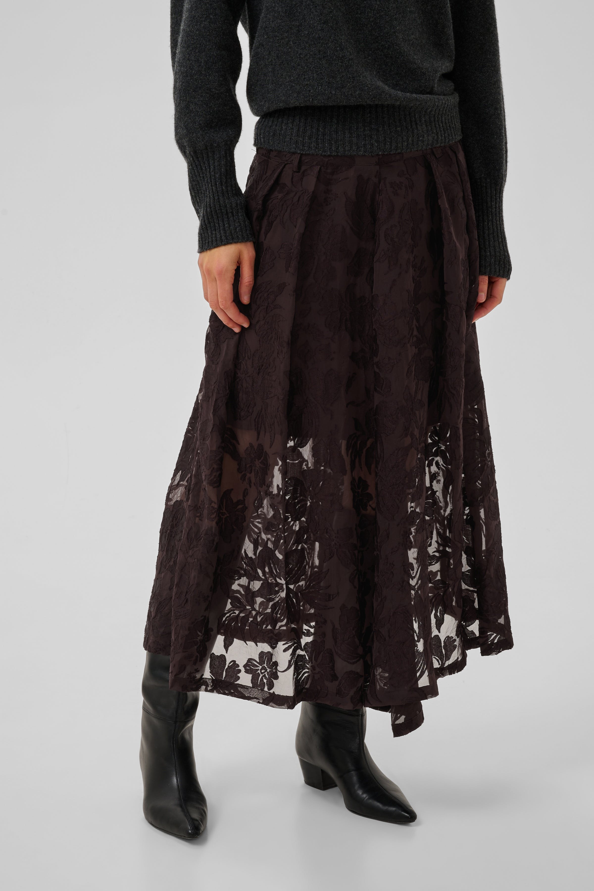MWEnya Spitzenrock LOOKBOOK FRONT 10705753-1000133