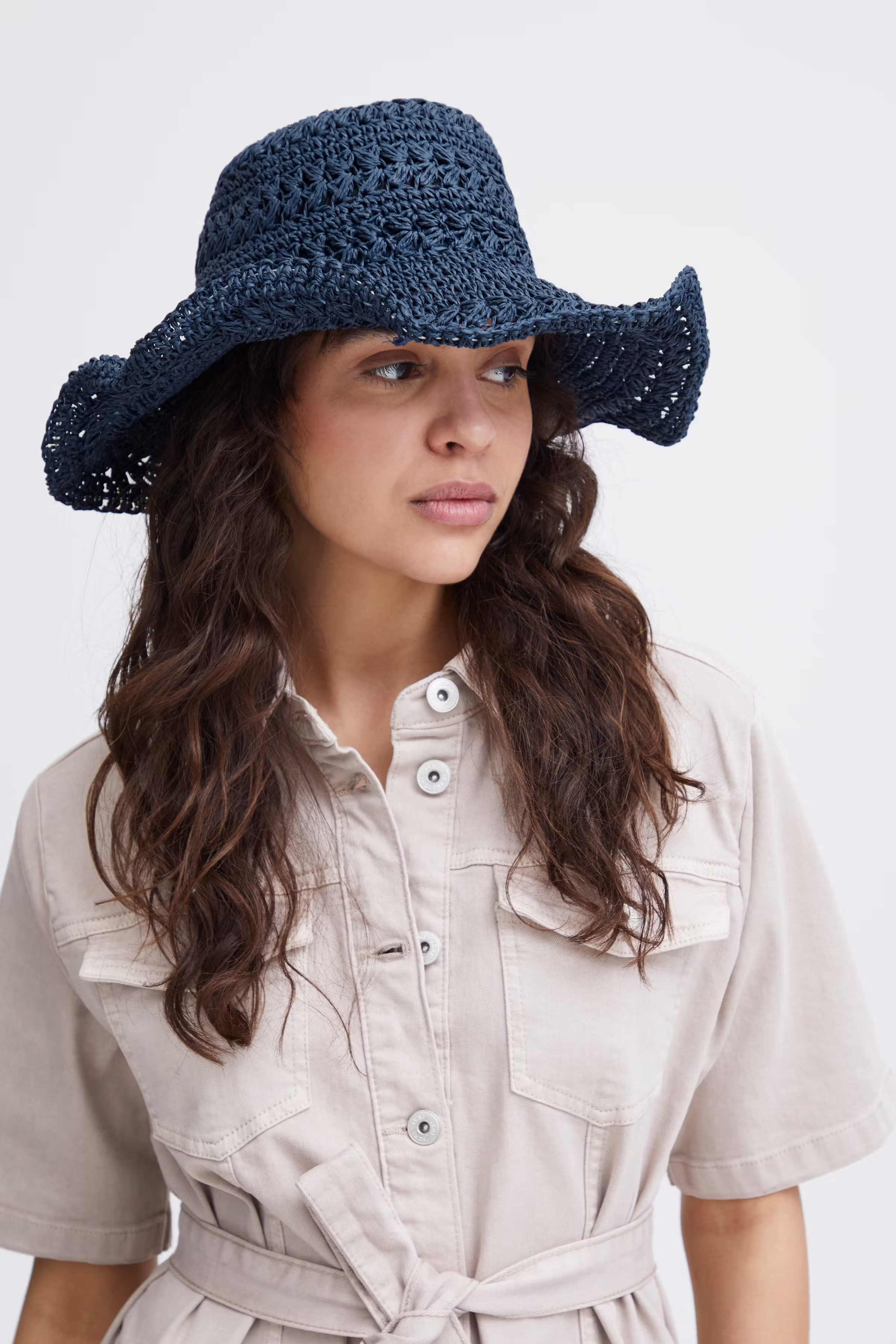 IAFIMIKA Hoed LOOKBOOK FRONT 20121100-194010