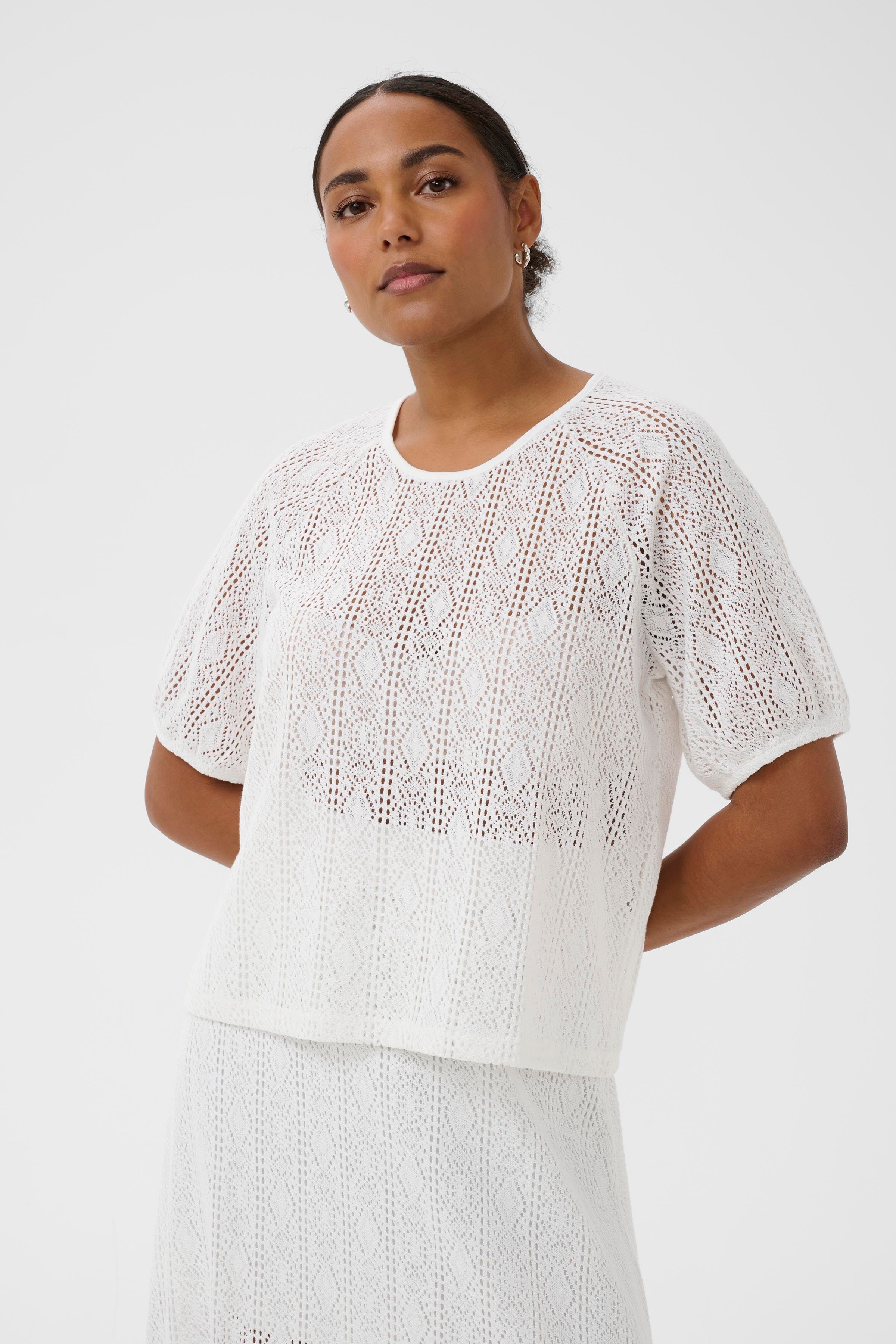 KAdonna Bluse LOOKBOOK FRONT 10511711-110602