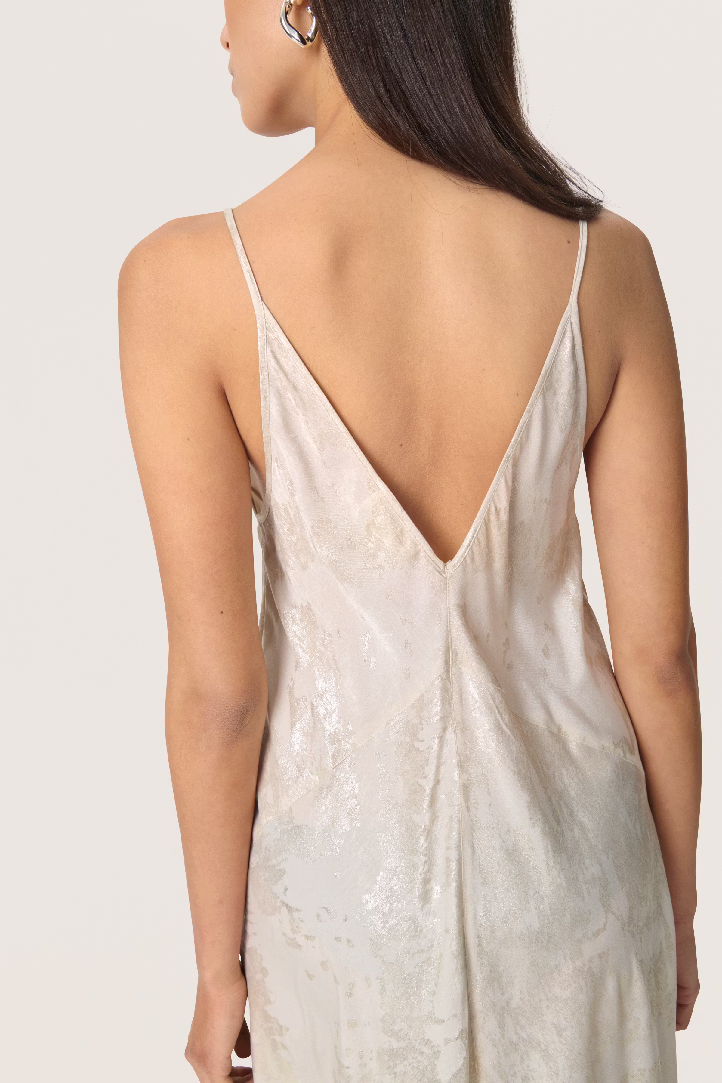 SLKitty Dress LOOKBOOK DETAIL 30408089-303520