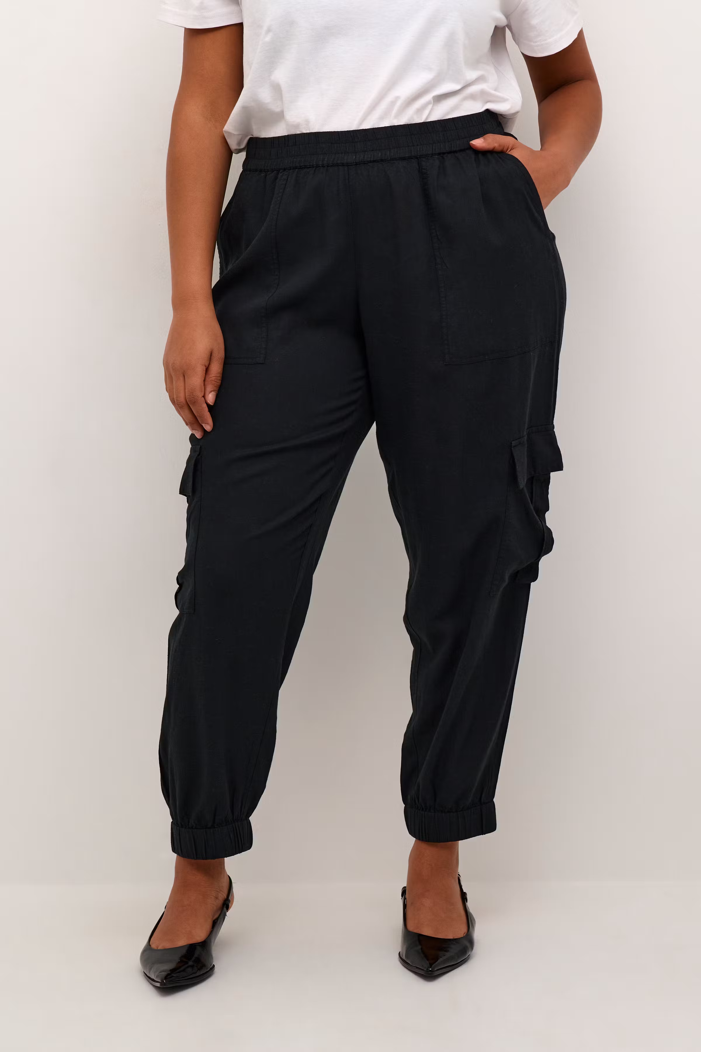 KCmille Cargo Linnen broek LOOKBOOK FRONT 10582219-100121
