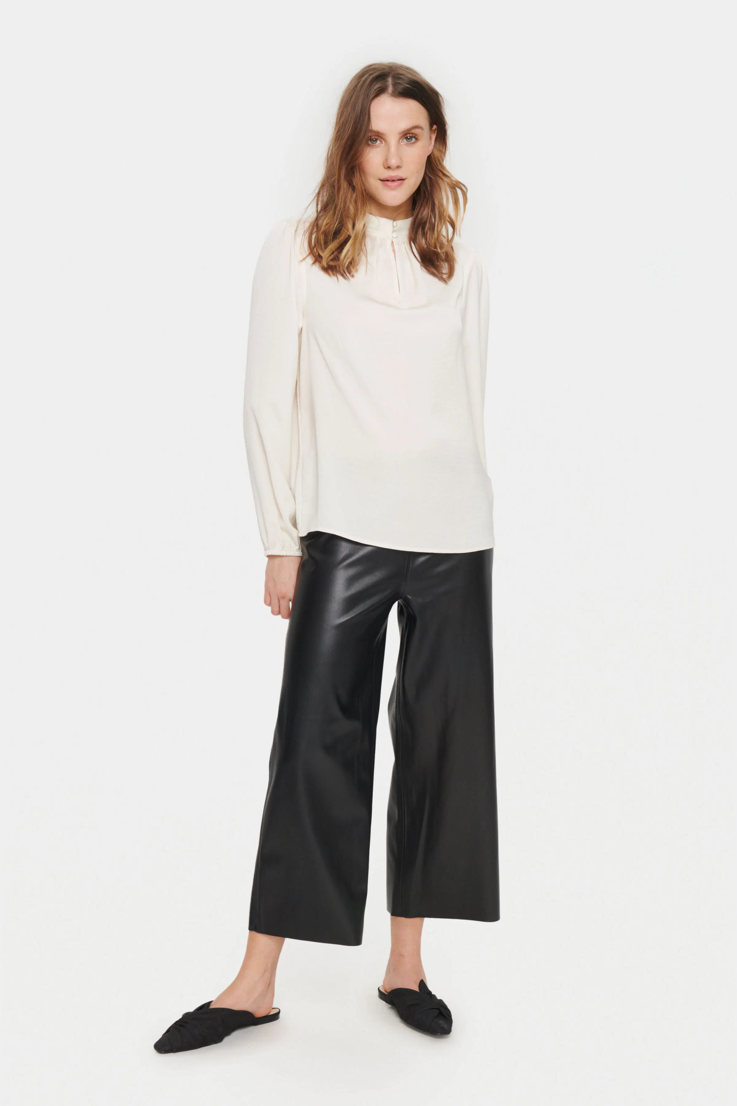 LaireenSZ Blouse LOOKBOOK FRONT 30511825-110605