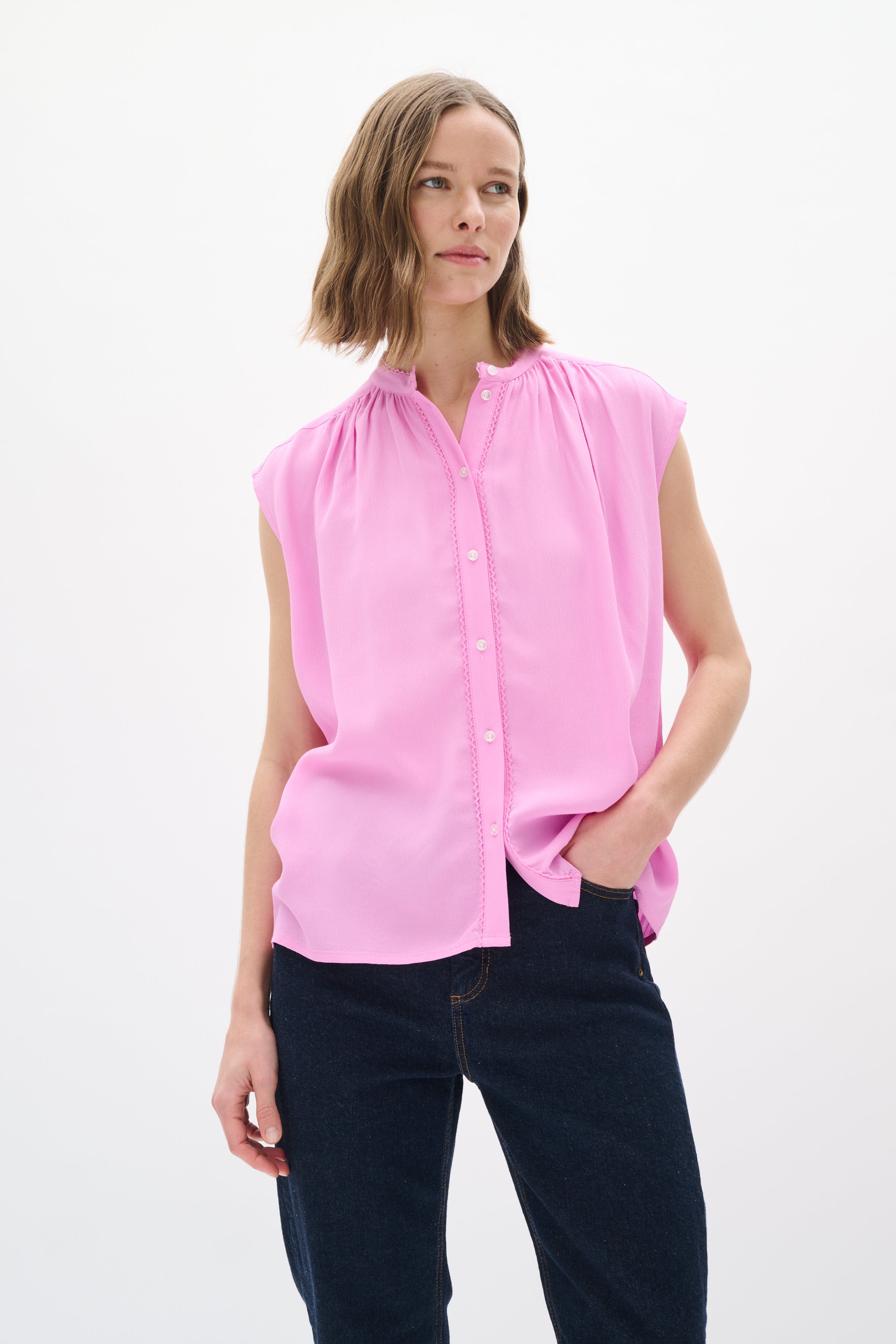 FallonIW LOOKBOOK FRONT 30110443-163118