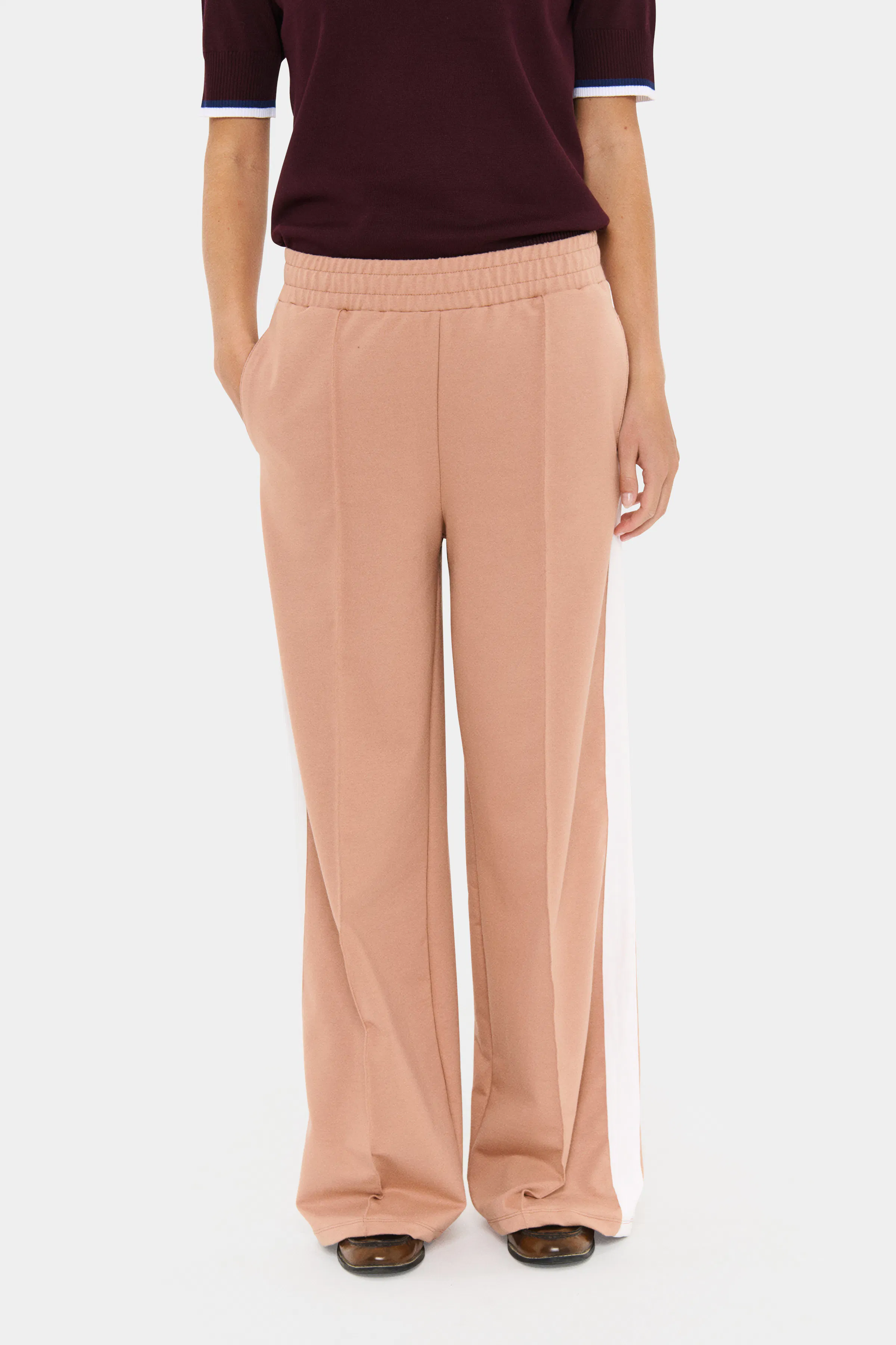 OsakaSZ Hose LOOKBOOK FRONT 30514737-171227