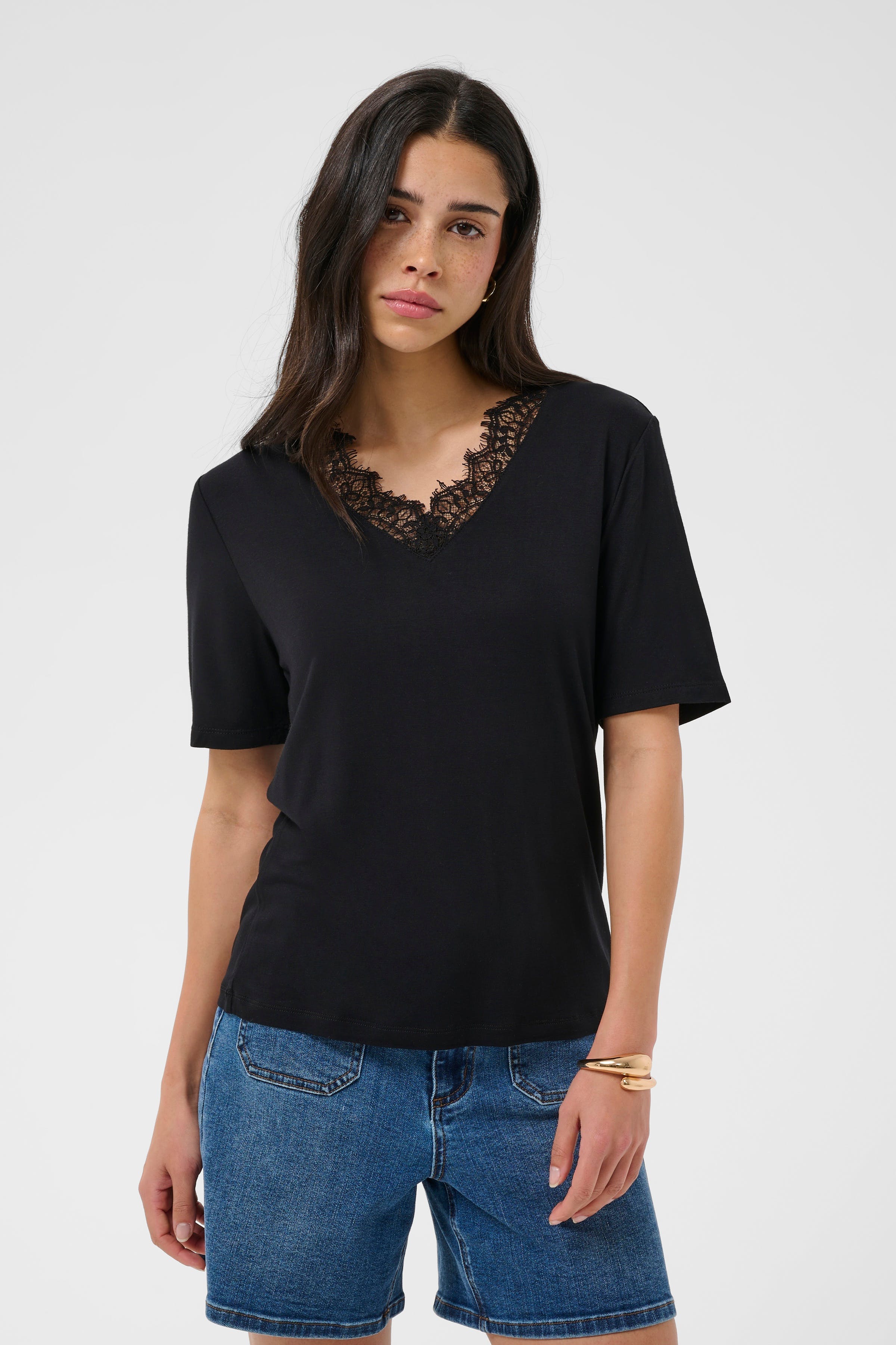 KAcarla T-shirt LOOKBOOK FRONT 10512440-100121