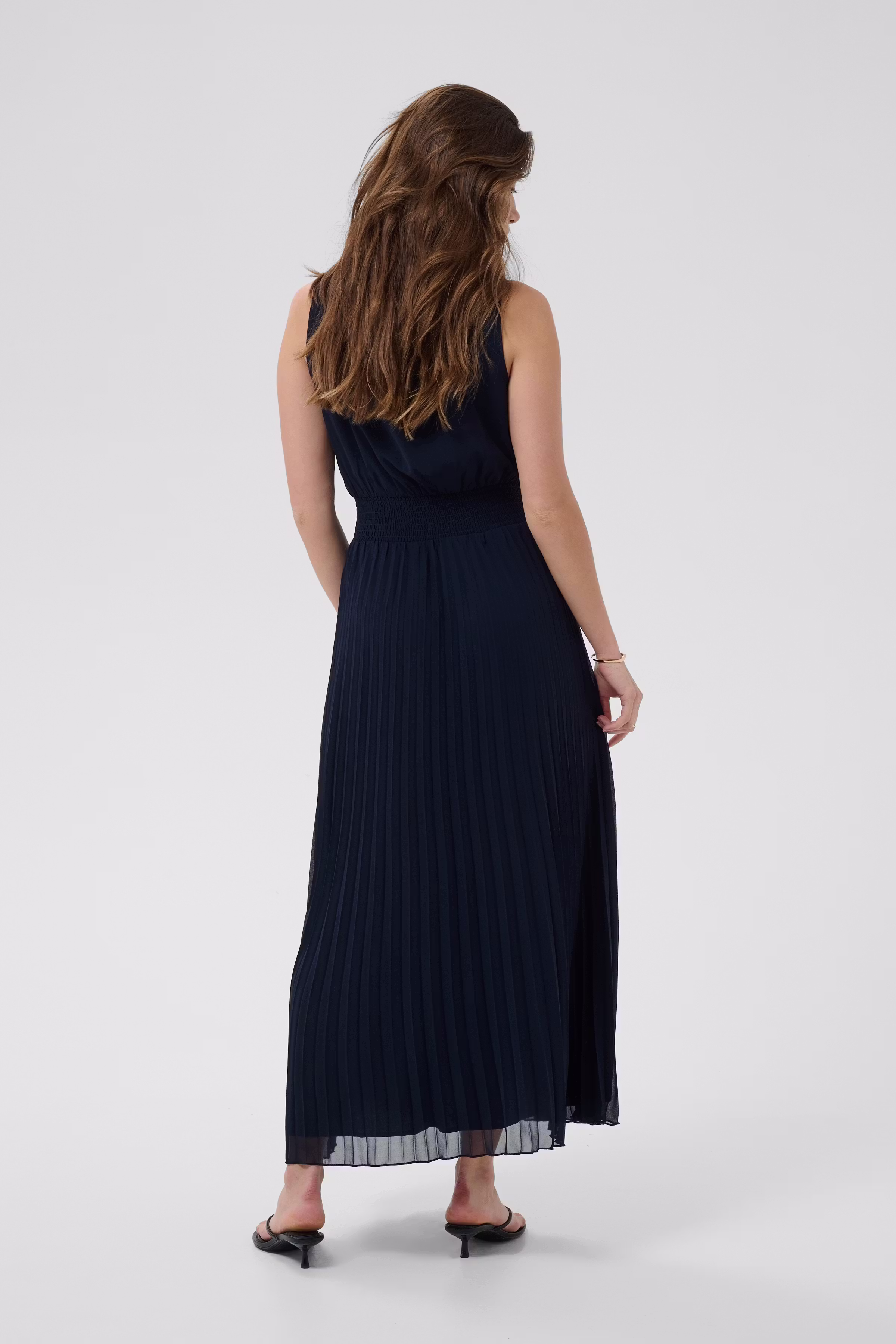 CRAluna Jurk LOOKBOOK BACK 10615452-193923