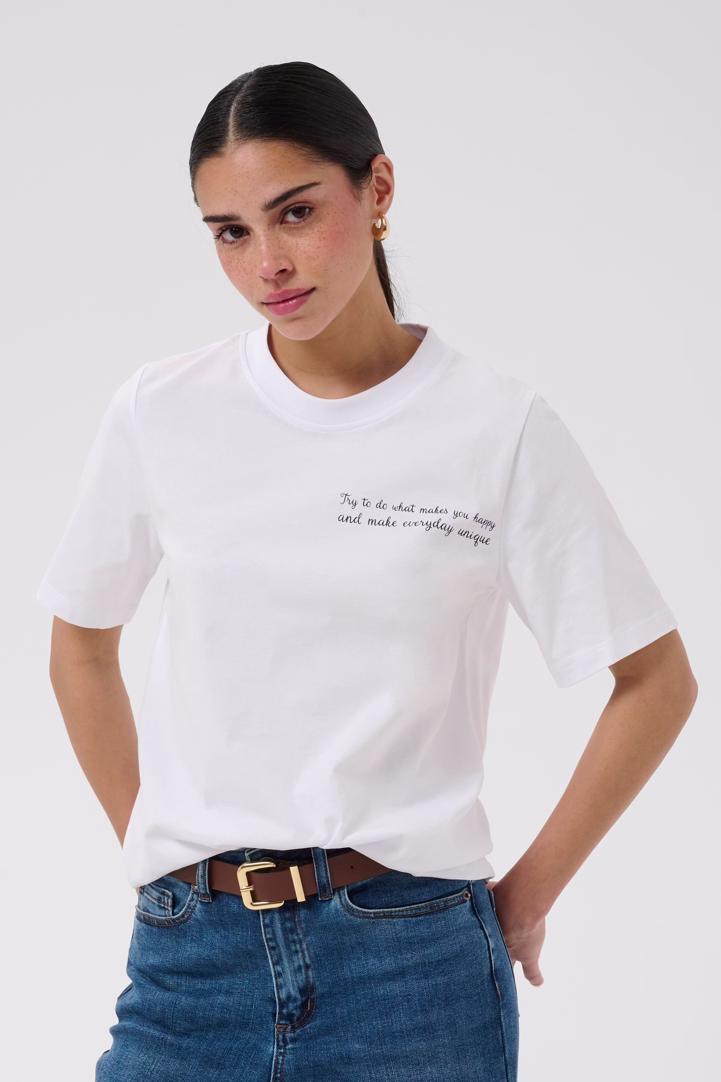 KAamse T-shirt LOOKBOOK FRONT 10511890-110601