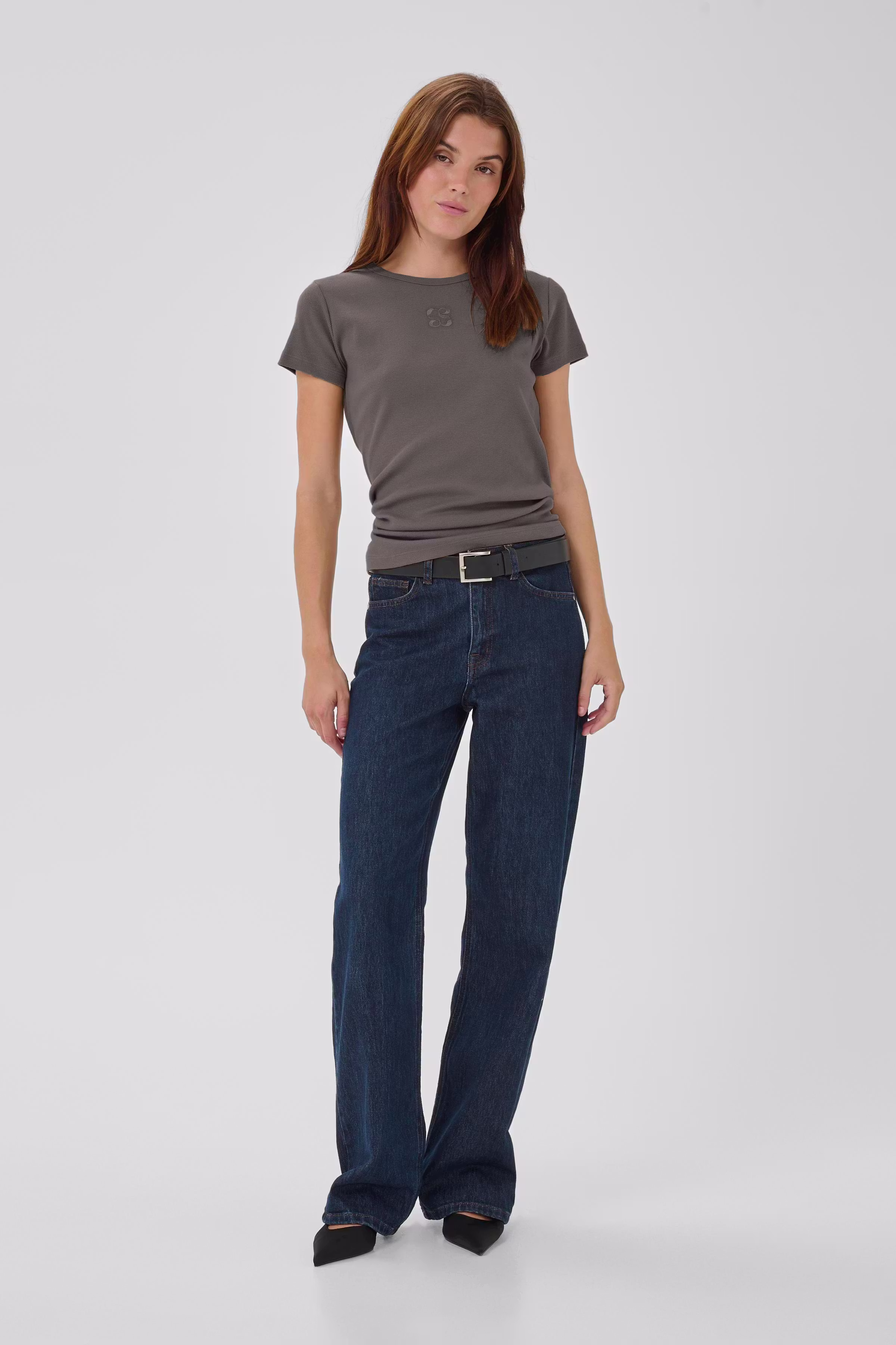 09 THE MANDY TEE LOOKBOOK FRONT 10704859-190810