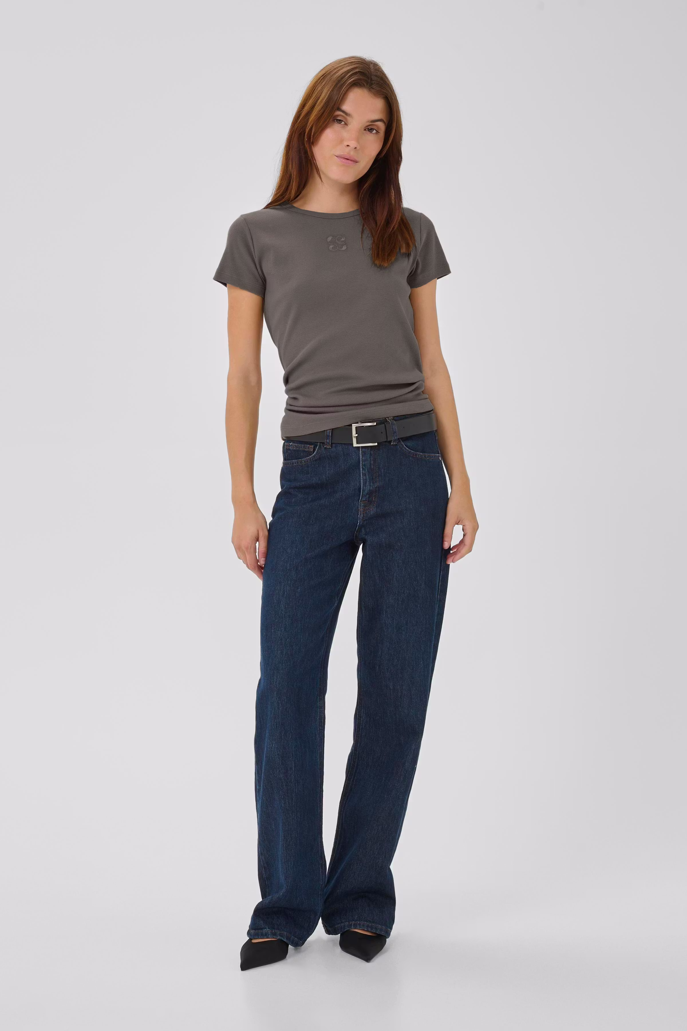 09 THE MANDY TEE LOOKBOOK FRONT 10704859-190810