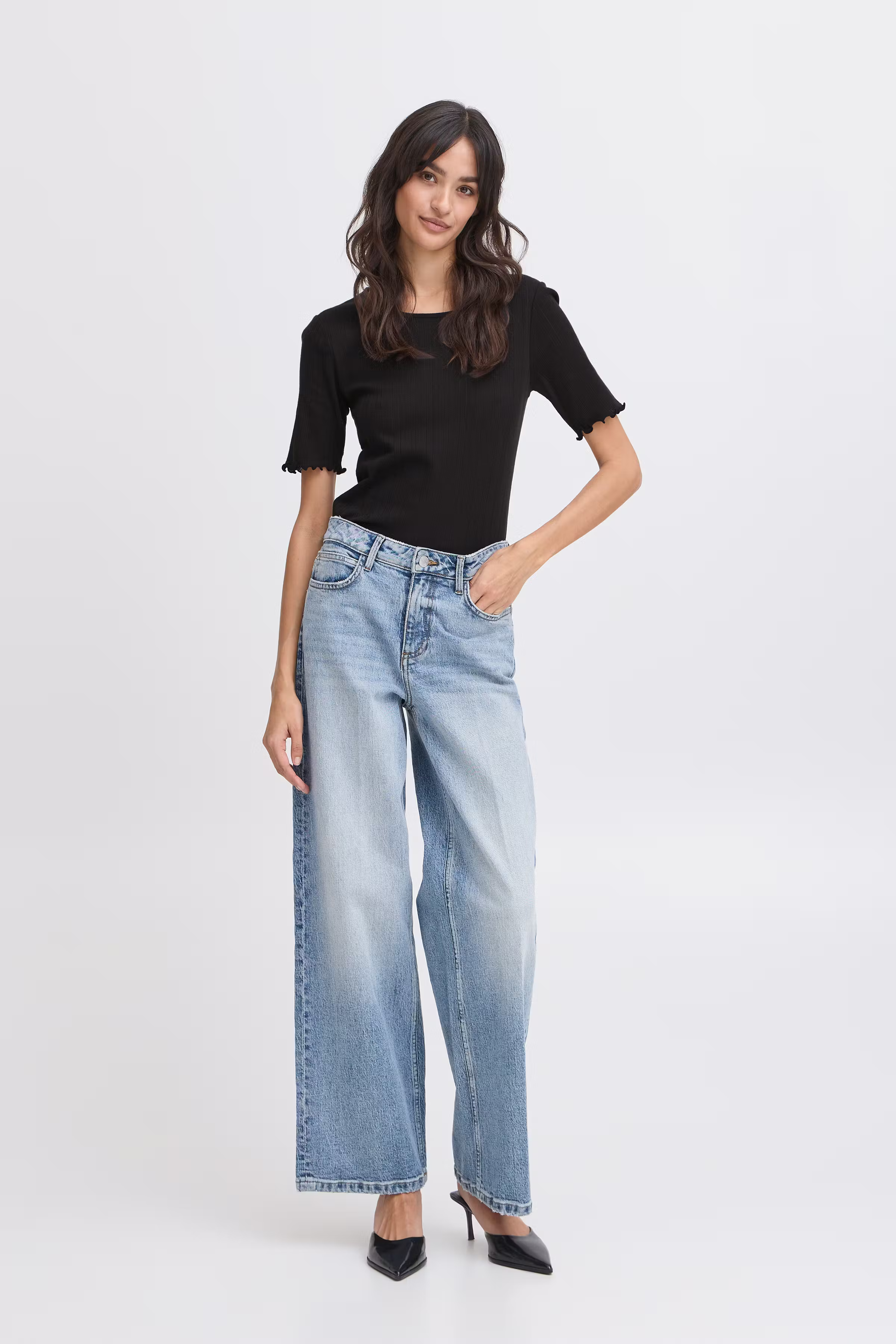 BYUNICA T-shirt LOOKBOOK FRONT 20816896-200451