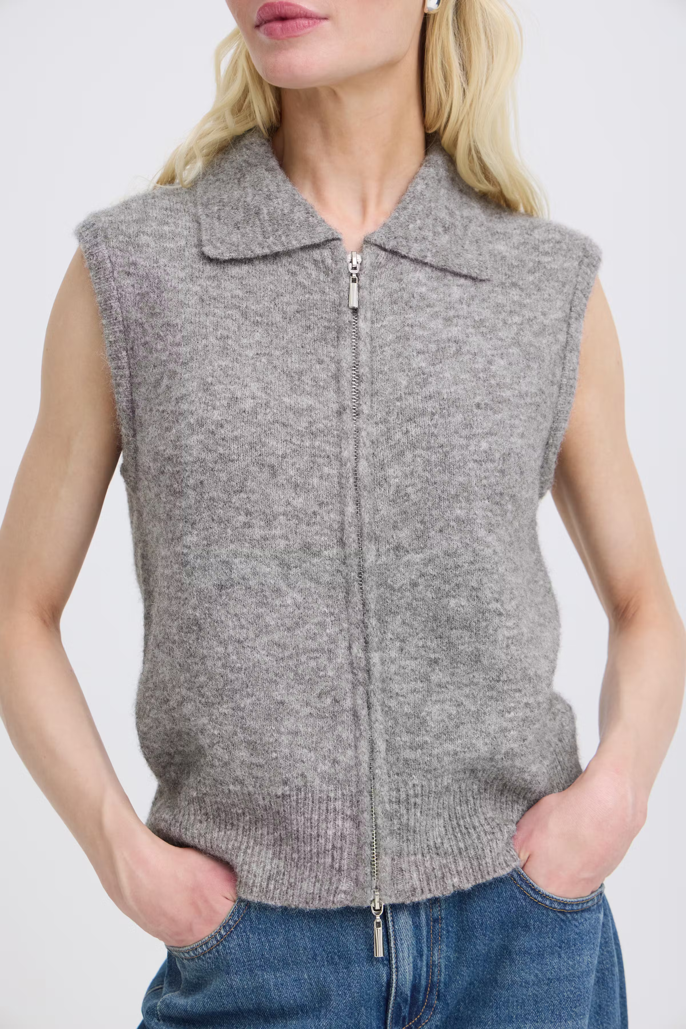 BYOMEA Strikket vest LOOKBOOK DETAIL 20819113-200455