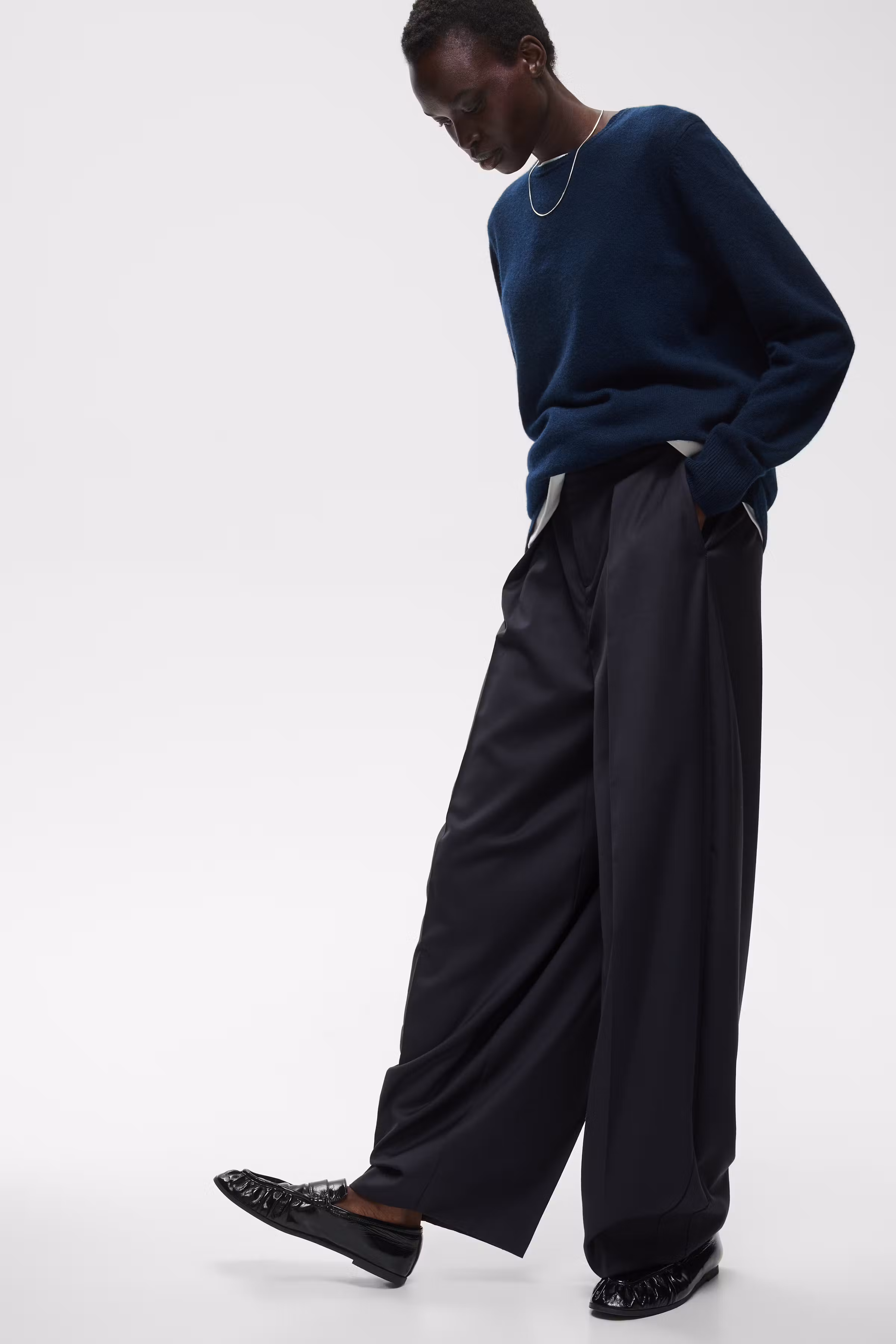 LovenIW Hose LOOKBOOK DETAIL 30111401-300005