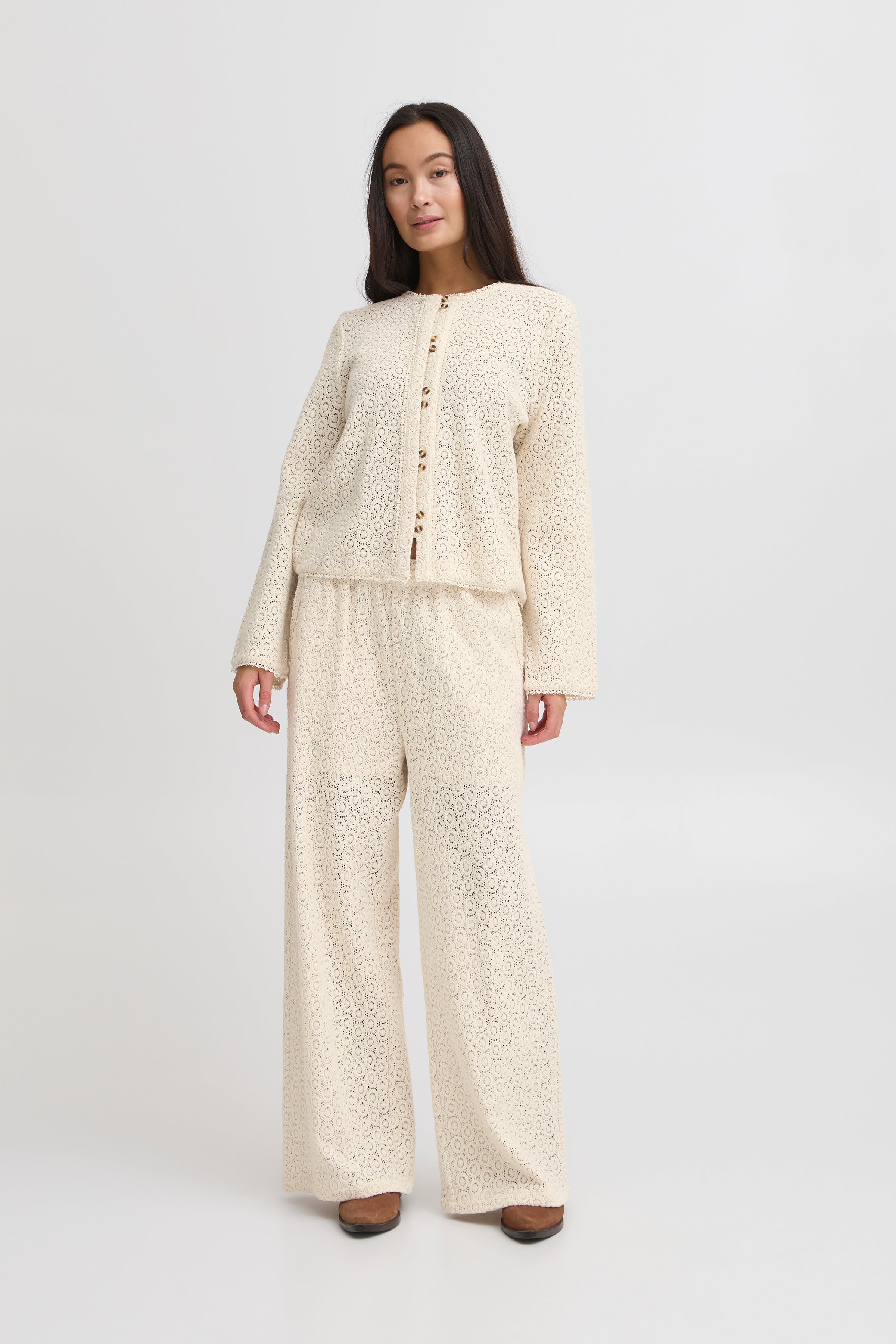 IRSANDRA Overhemd met lang mouwen LOOKBOOK FRONT 20122806-130905