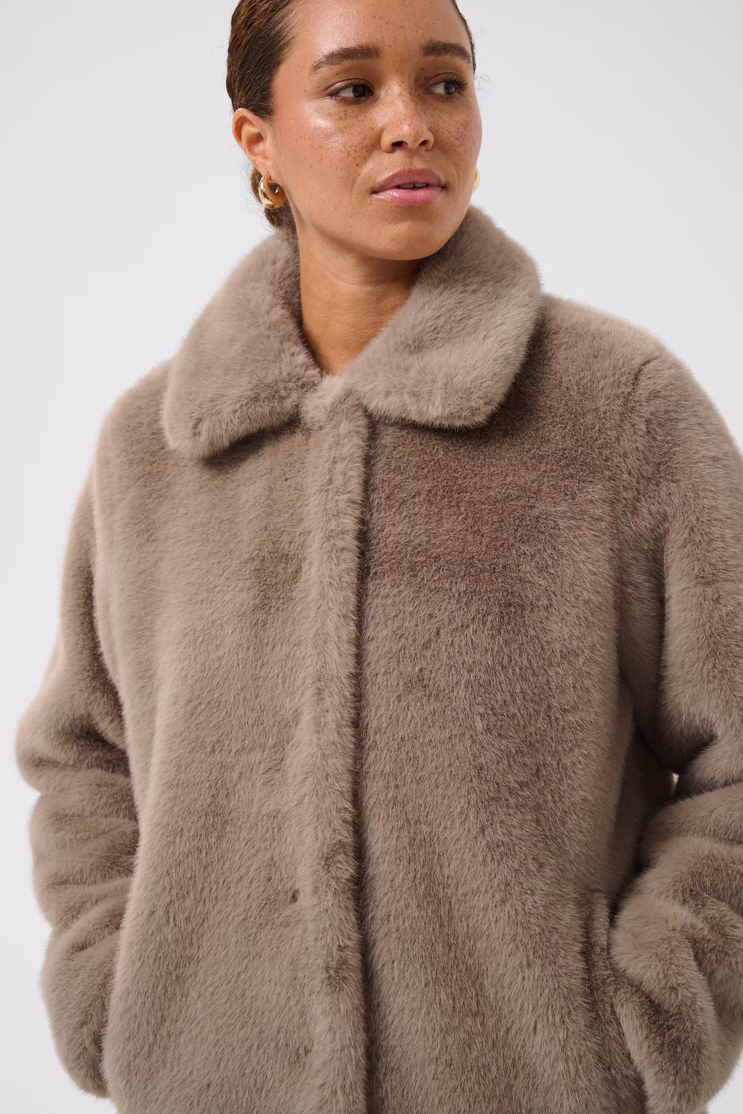 KArosa Outerwear LOOKBOOK DETAIL 10511864-170808