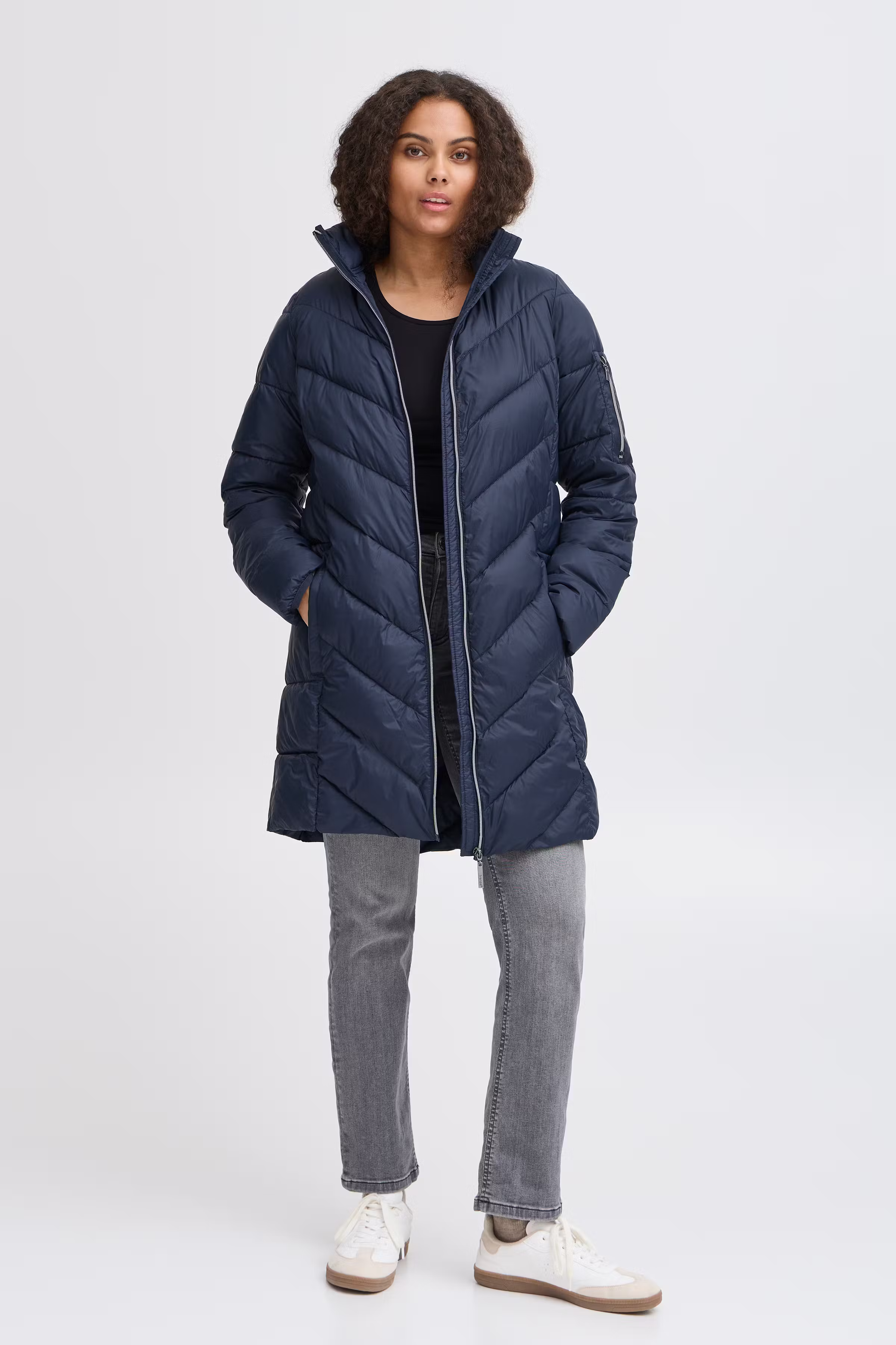  FRBAPADDING Yttertøy LOOKBOOK FRONT 20615217-193923