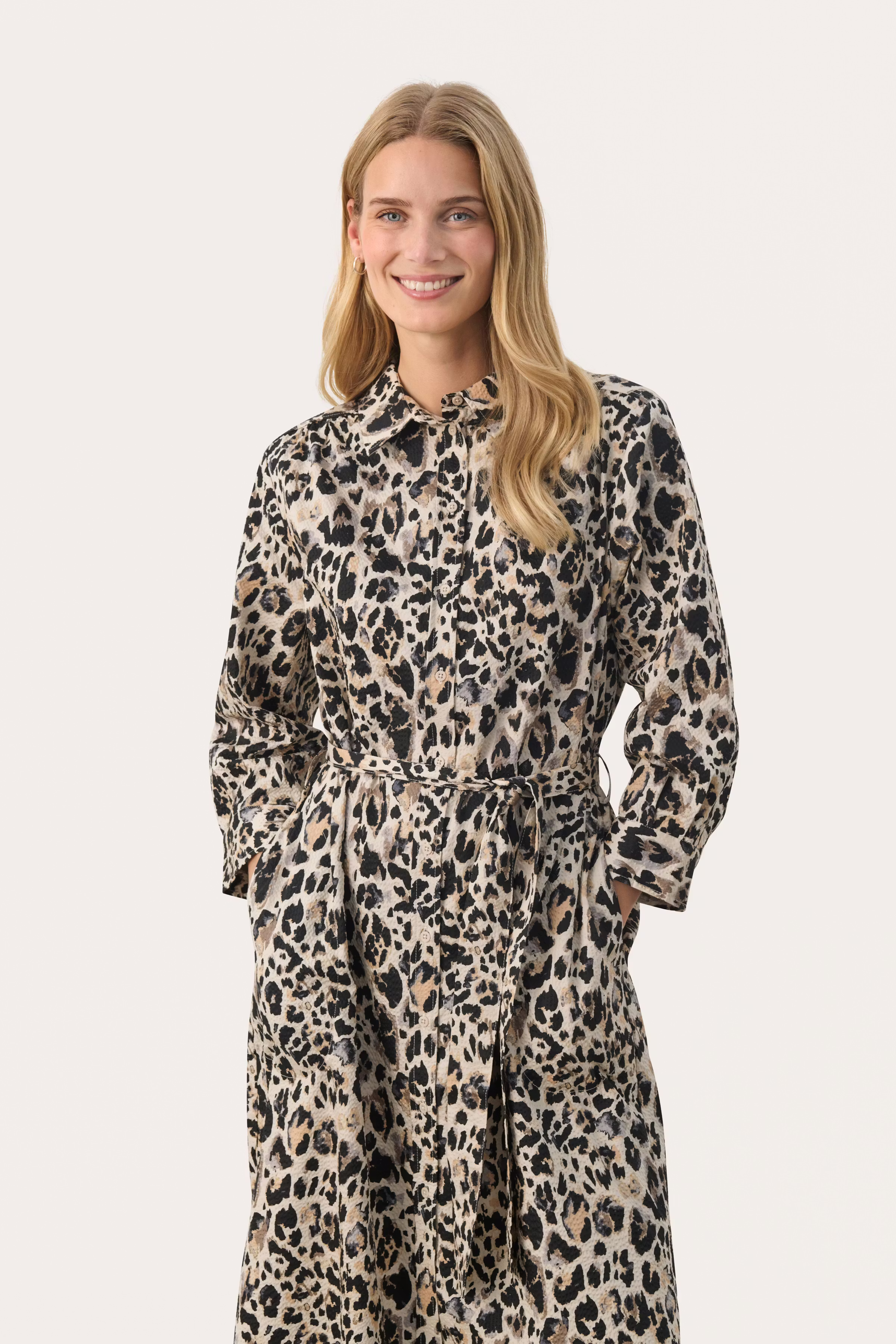 BintiPW Kjole LOOKBOOK FRONT 30309587-301773