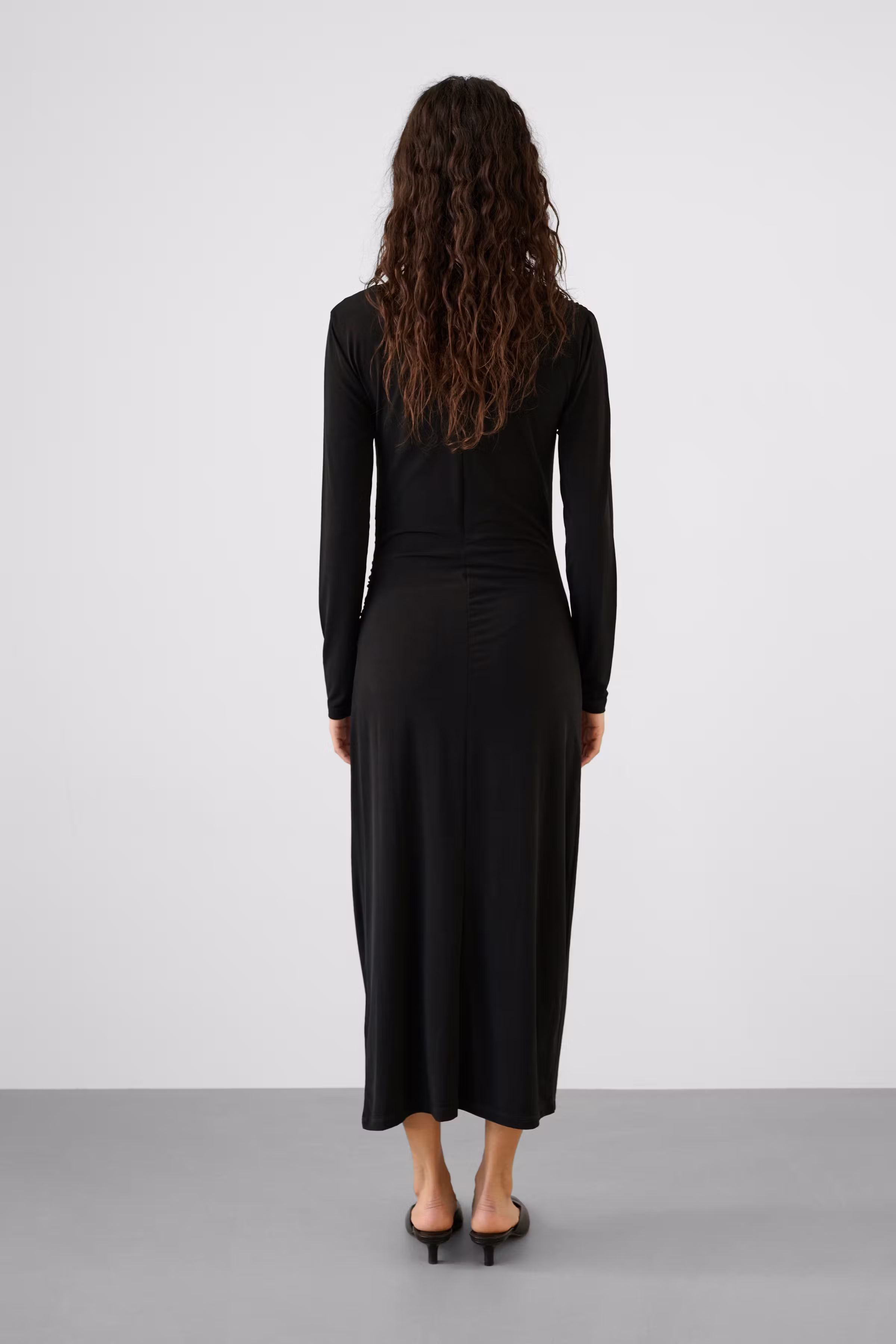 SLAdjo Dress LOOKBOOK BACK 30407761-194008