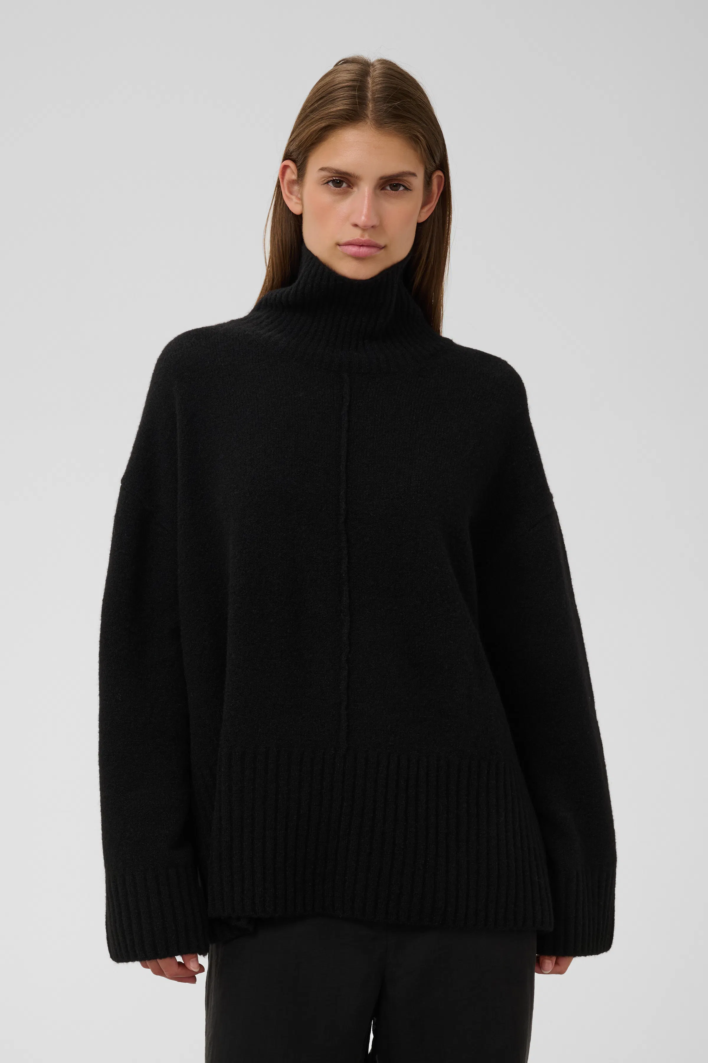 SLBean Pullover LOOKBOOK FRONT 30409766-194008