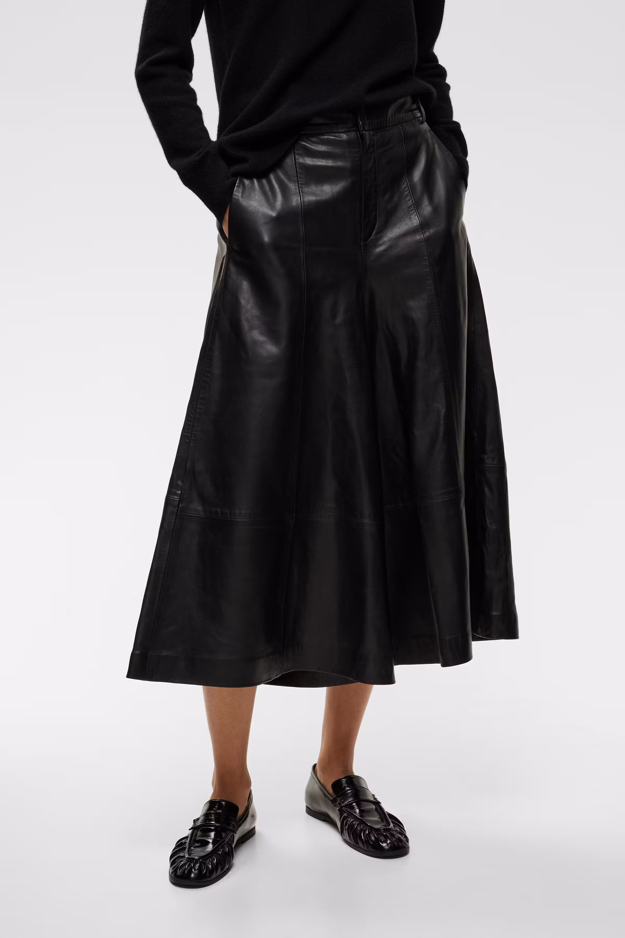 CariehIW Trousers LOOKBOOK FRONT 30111388-194008