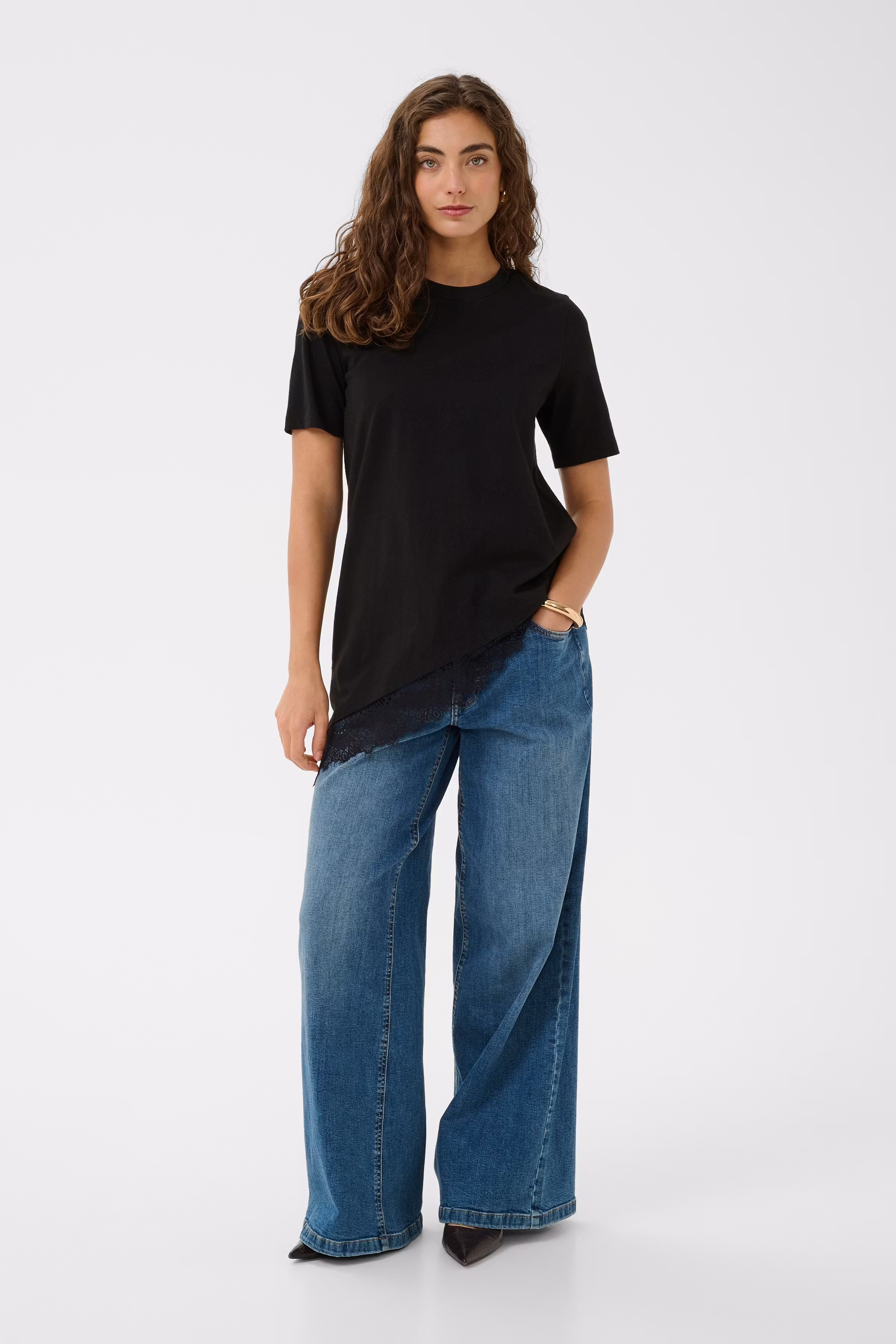 CUvena T-shirt LOOKBOOK FRONT 50113761-500012