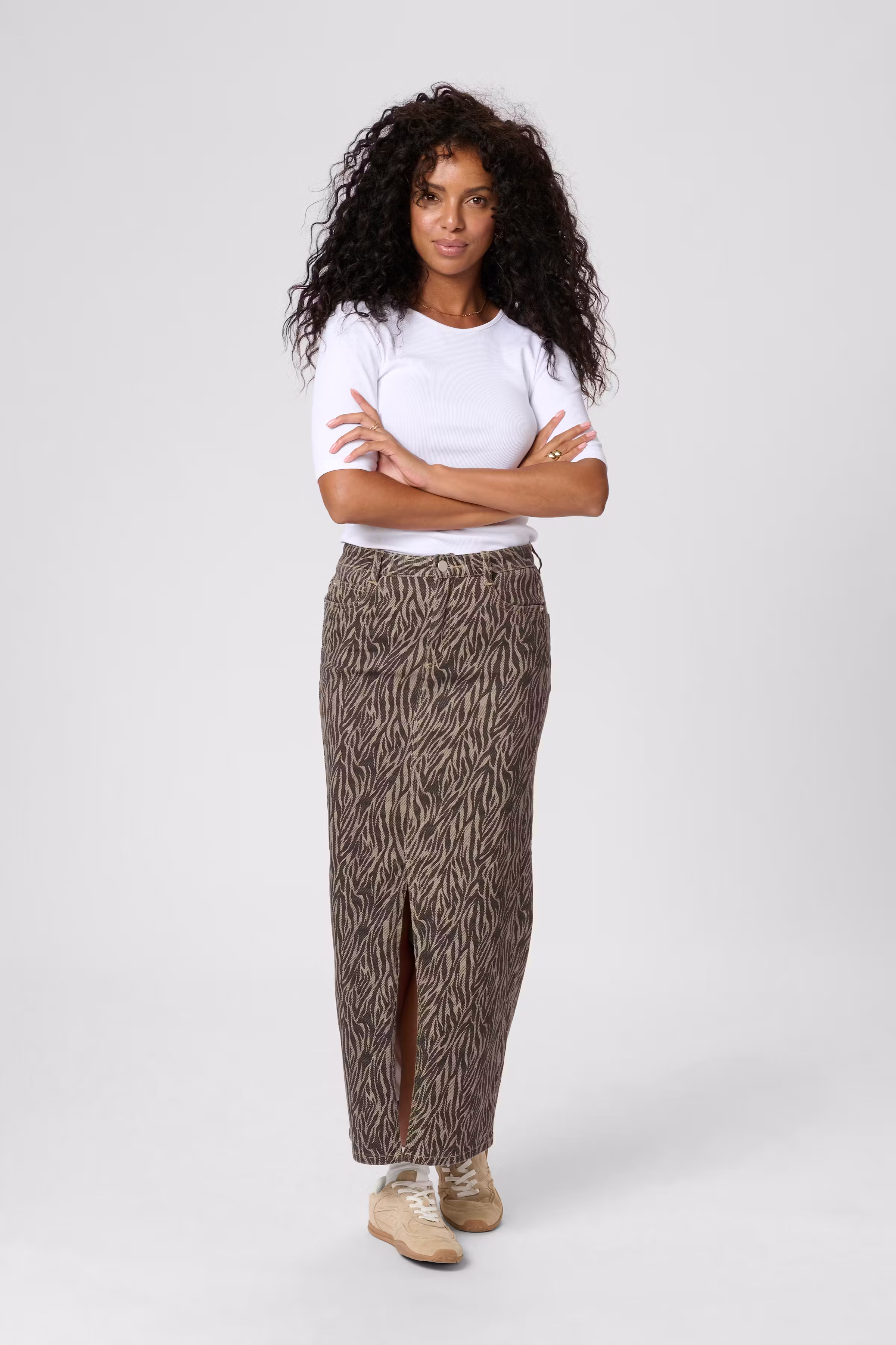 KAleondra Skjørt LOOKBOOK FRONT 10510135-107719