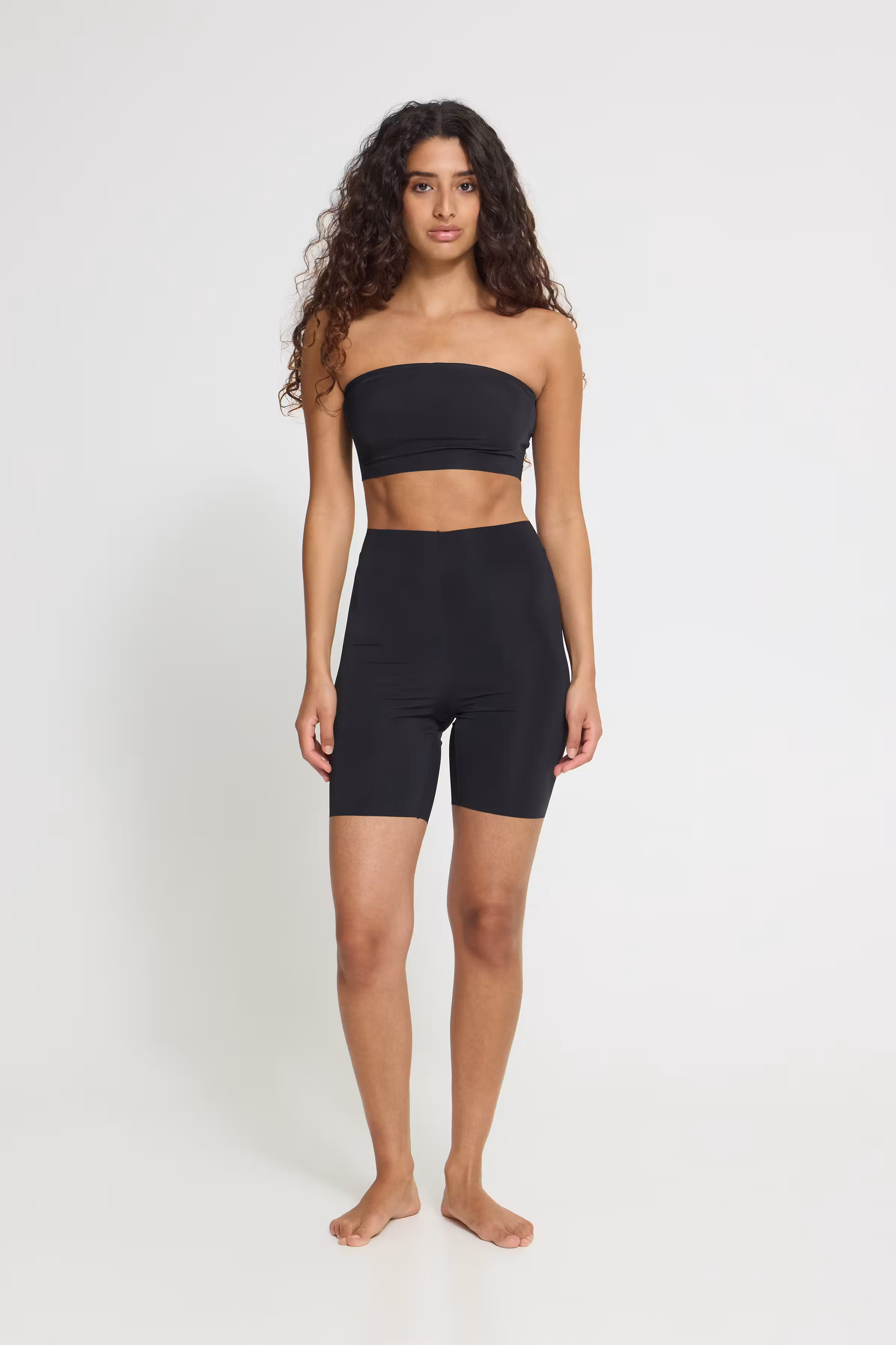 IASIV Top LOOKBOOK FRONT 20123733-194008