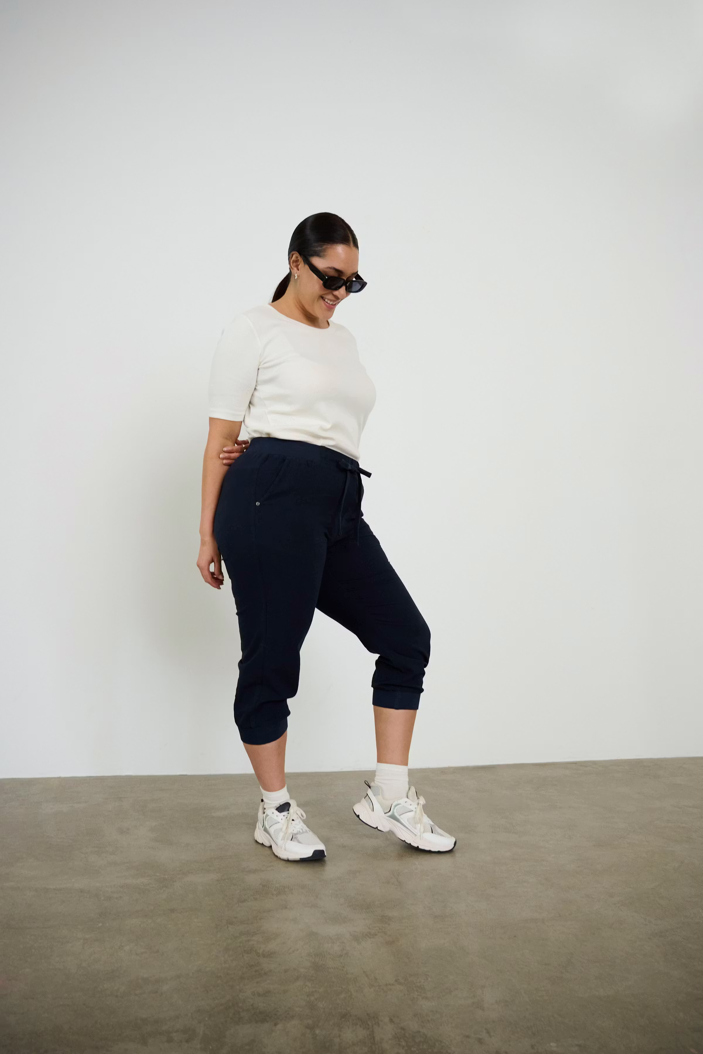 KCnana Pantalon Capri LOCATION NONE 10580057-50600