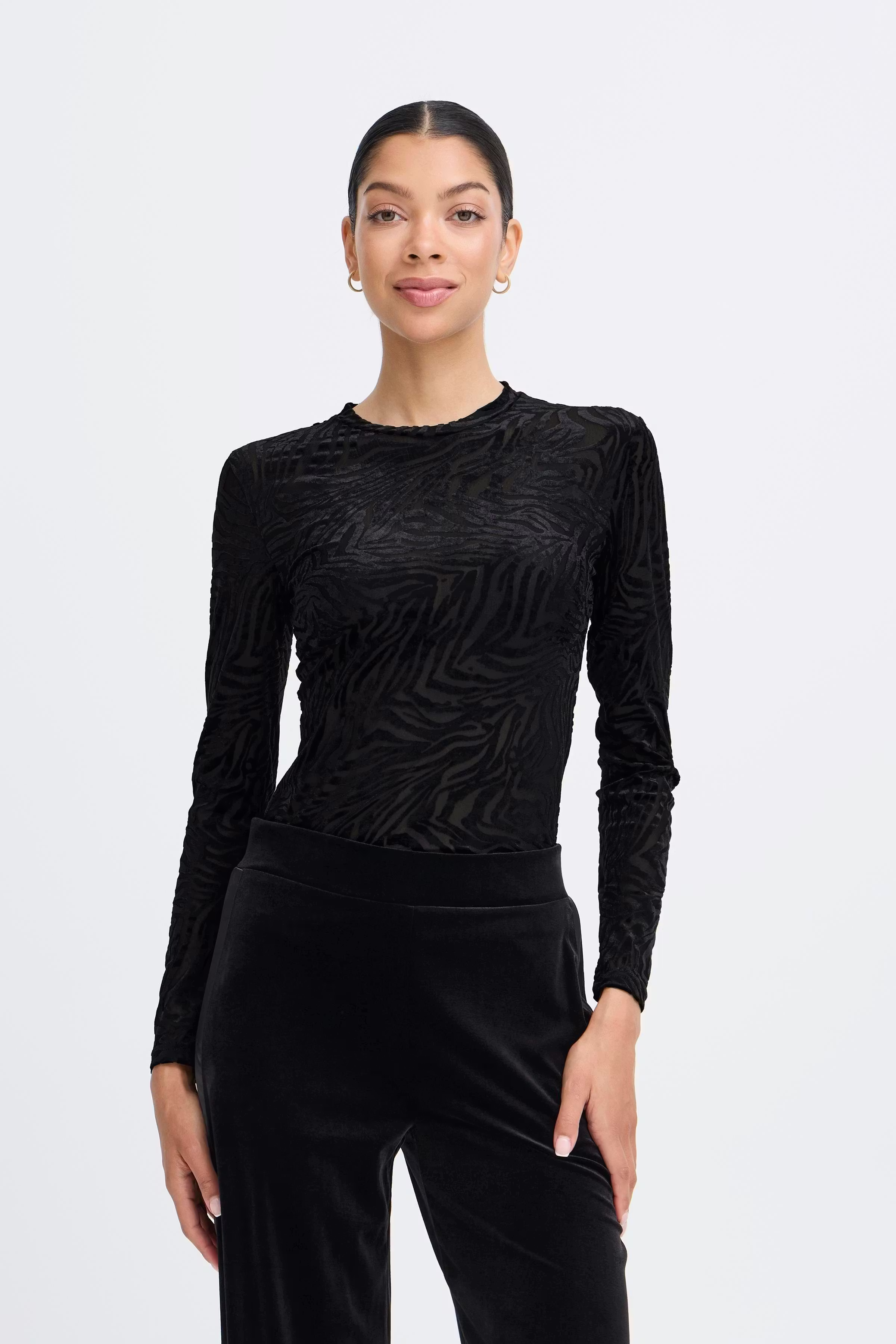 BYSHIRLEY T-shirt LOOKBOOK FRONT 20818323-194008