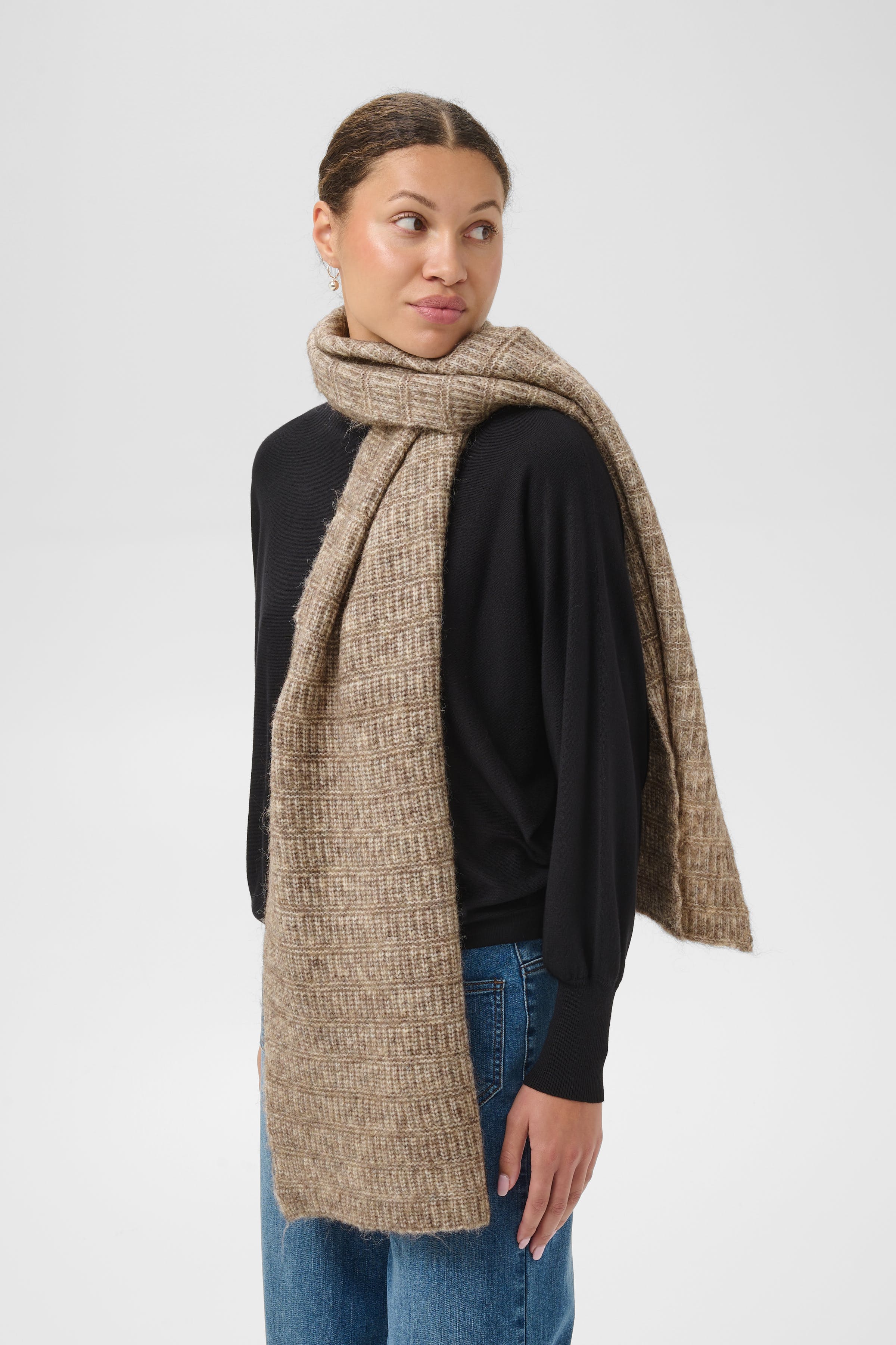 KAkikki Scarf LOOKBOOK FRONT 10512569-1713111