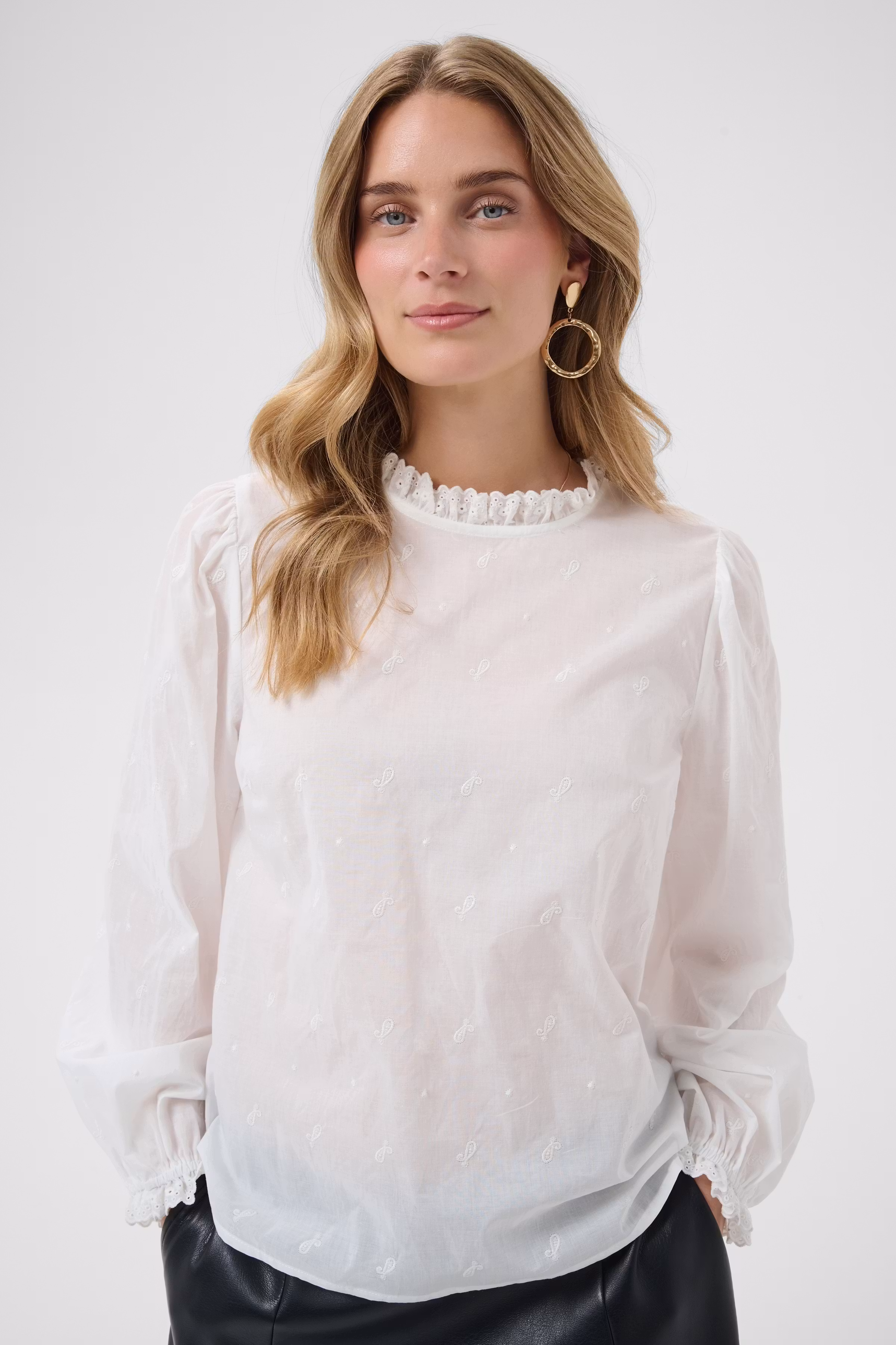 CRKalikah Blouse LOOKBOOK DETAIL 10615648-110602