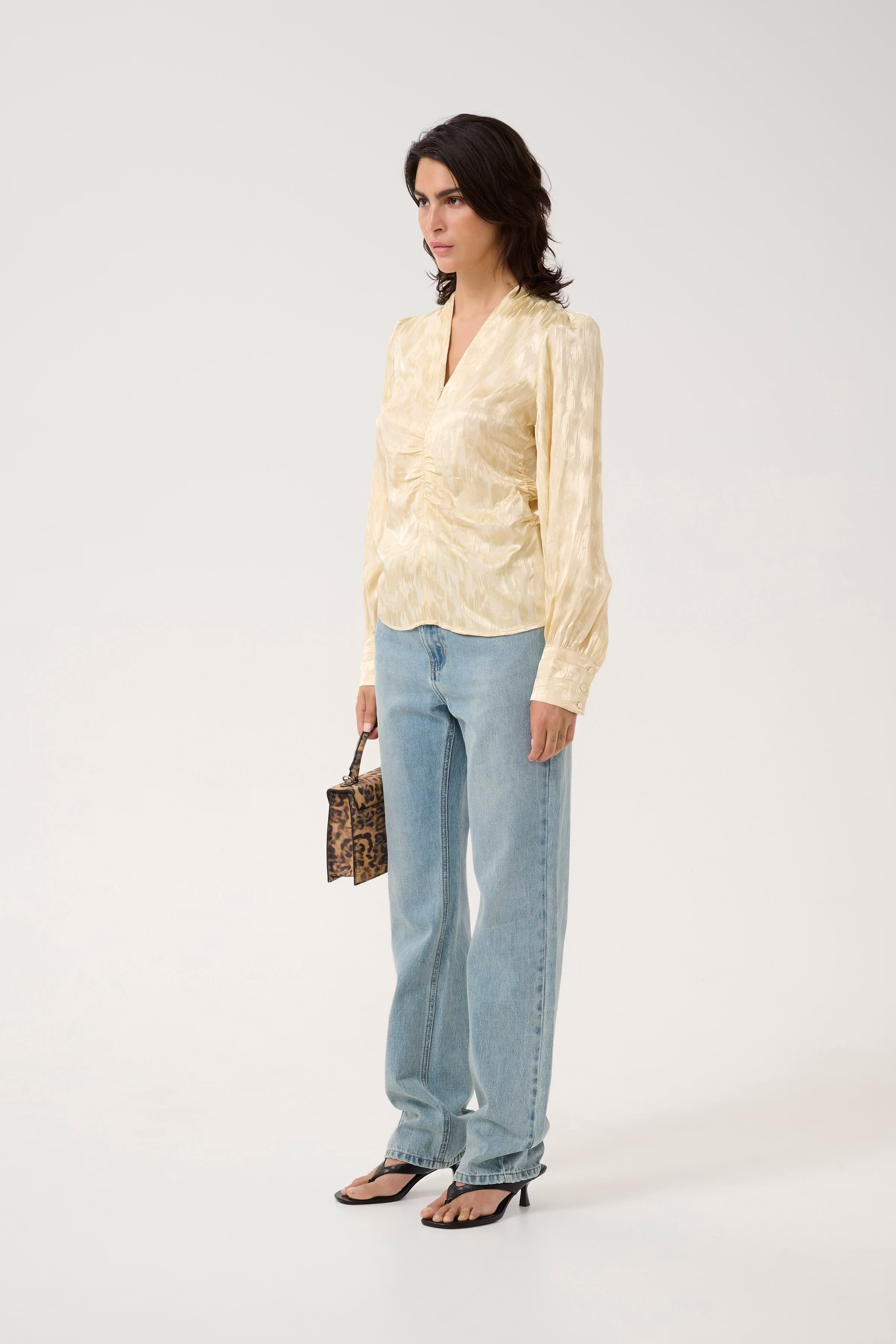 GZdalila Blouse LOOKBOOK FRONT 10909914-107182