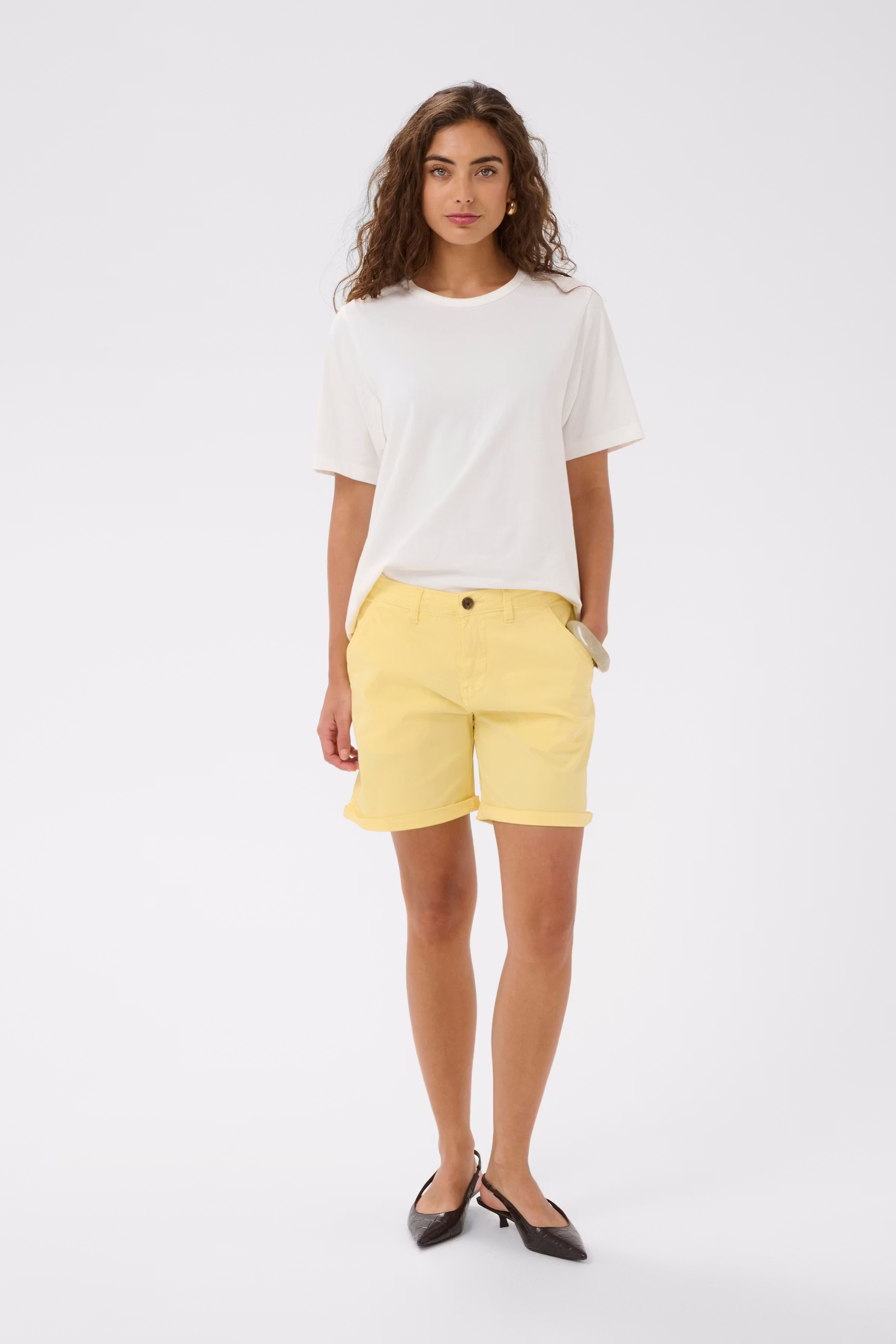 CUbrita Shorts LOOKBOOK FRONT 50110328-120711