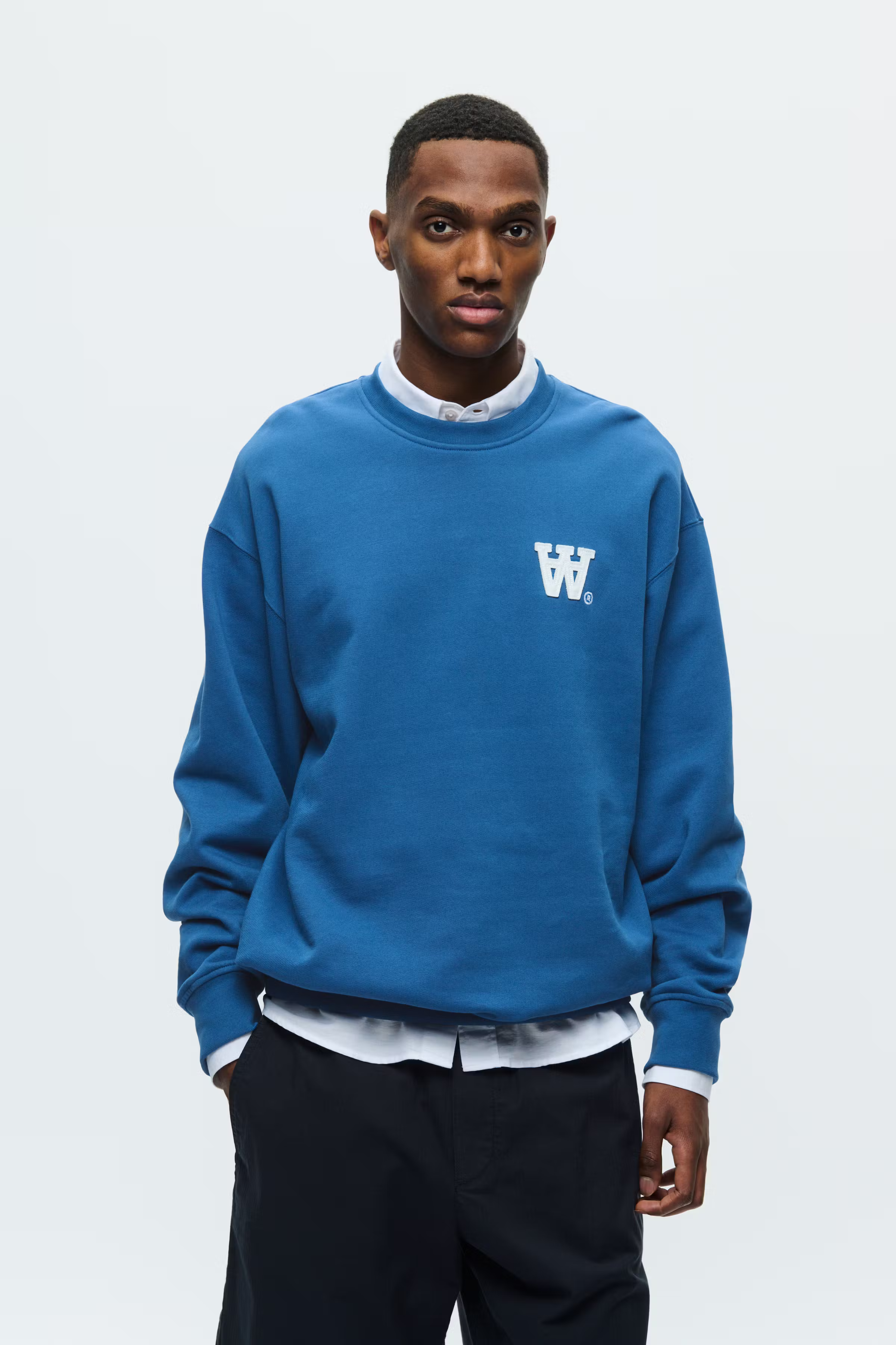 WWNoel Sweatshirt LOOKBOOK FRONT 30251432-194055