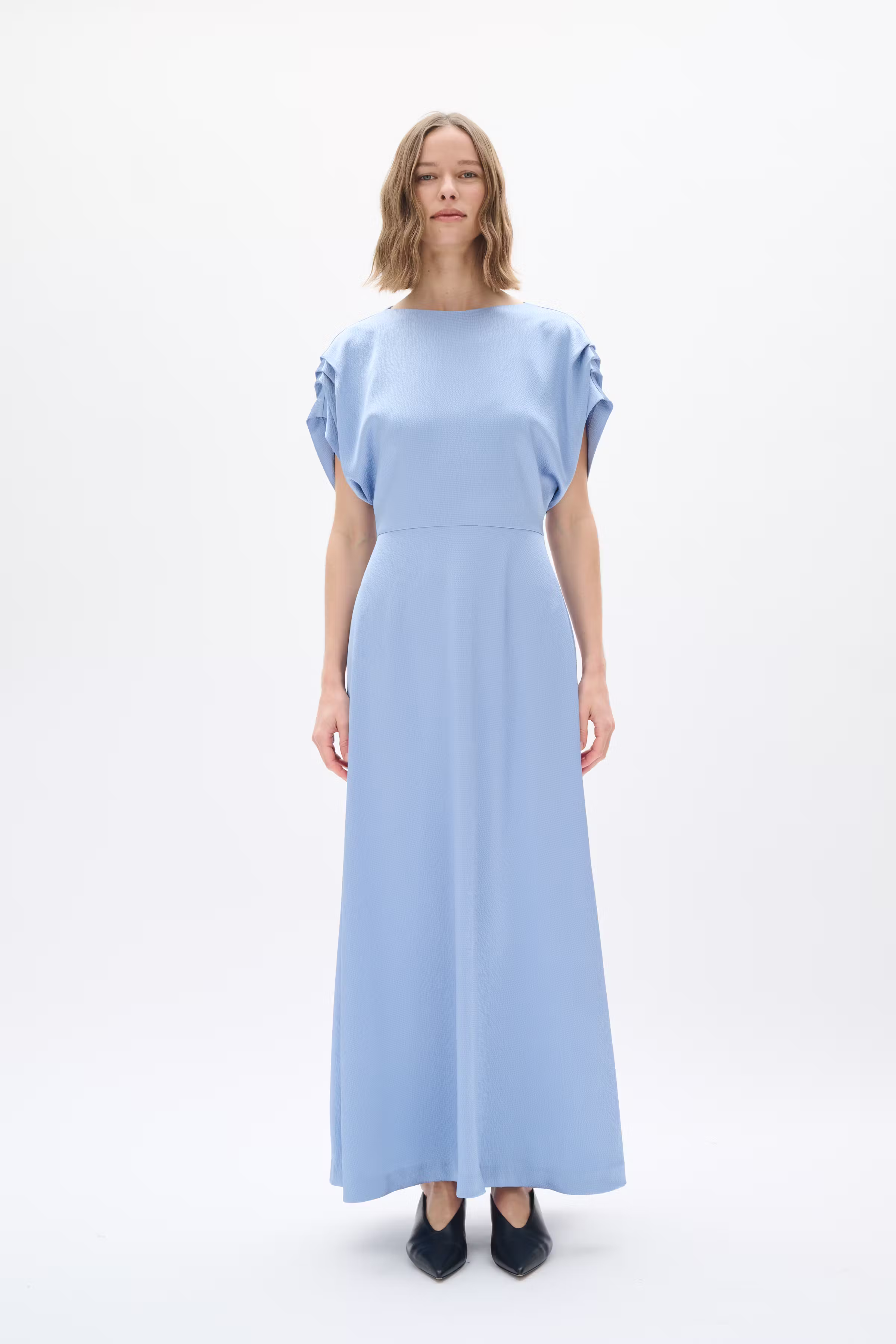 DakariIW Klänning LOOKBOOK FRONT 30110837-153919