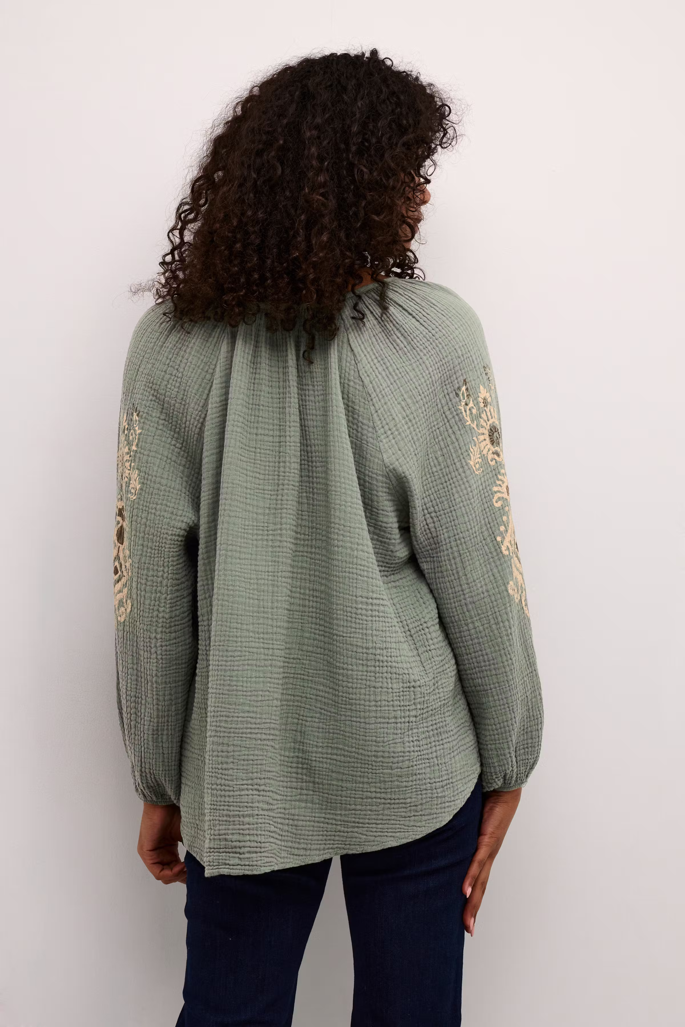 BPirsa Blus LOOKBOOK BACK 40103494-400629