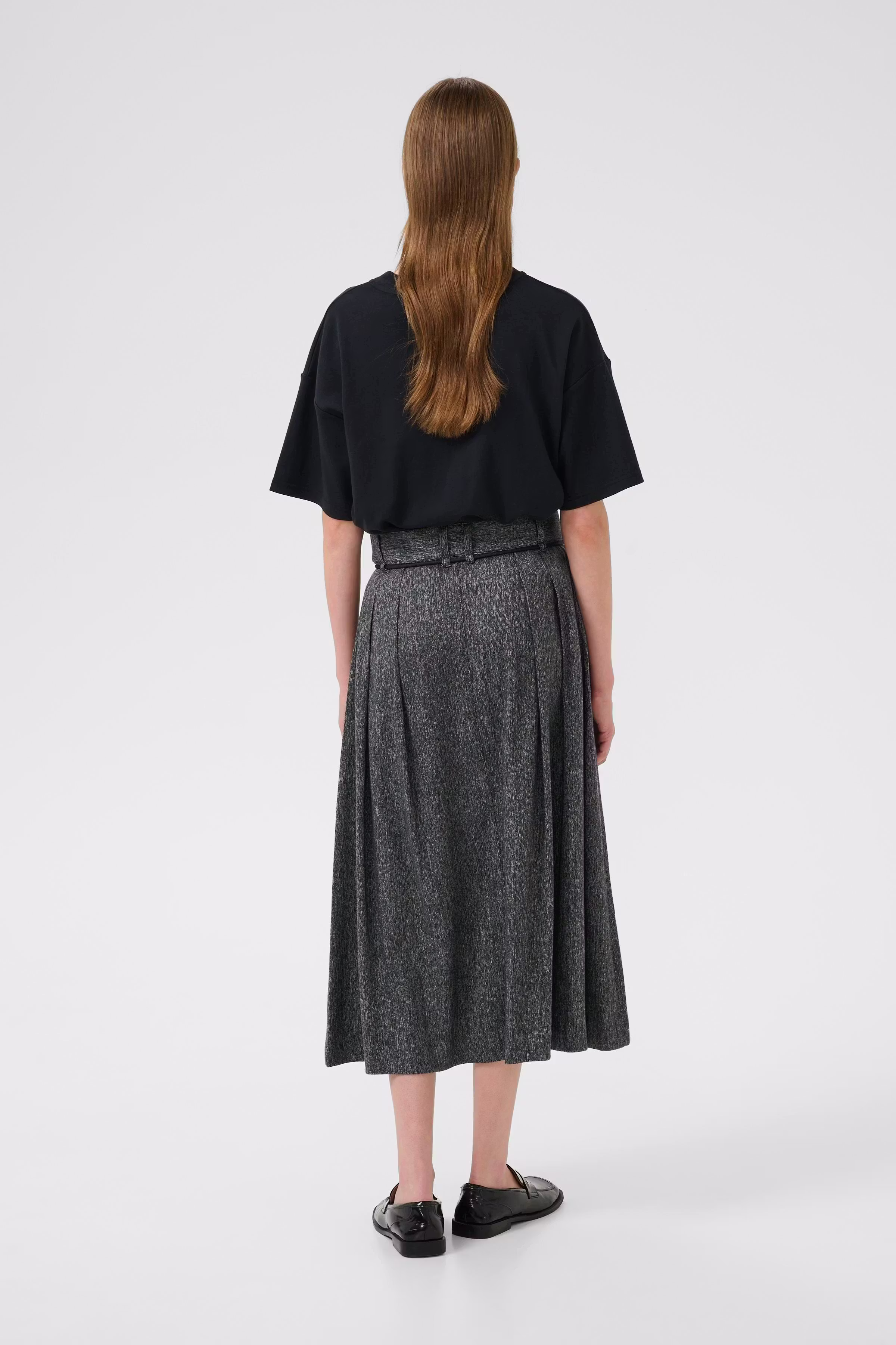 KBBlair Skirt LOOKBOOK BACK 10105599-194008