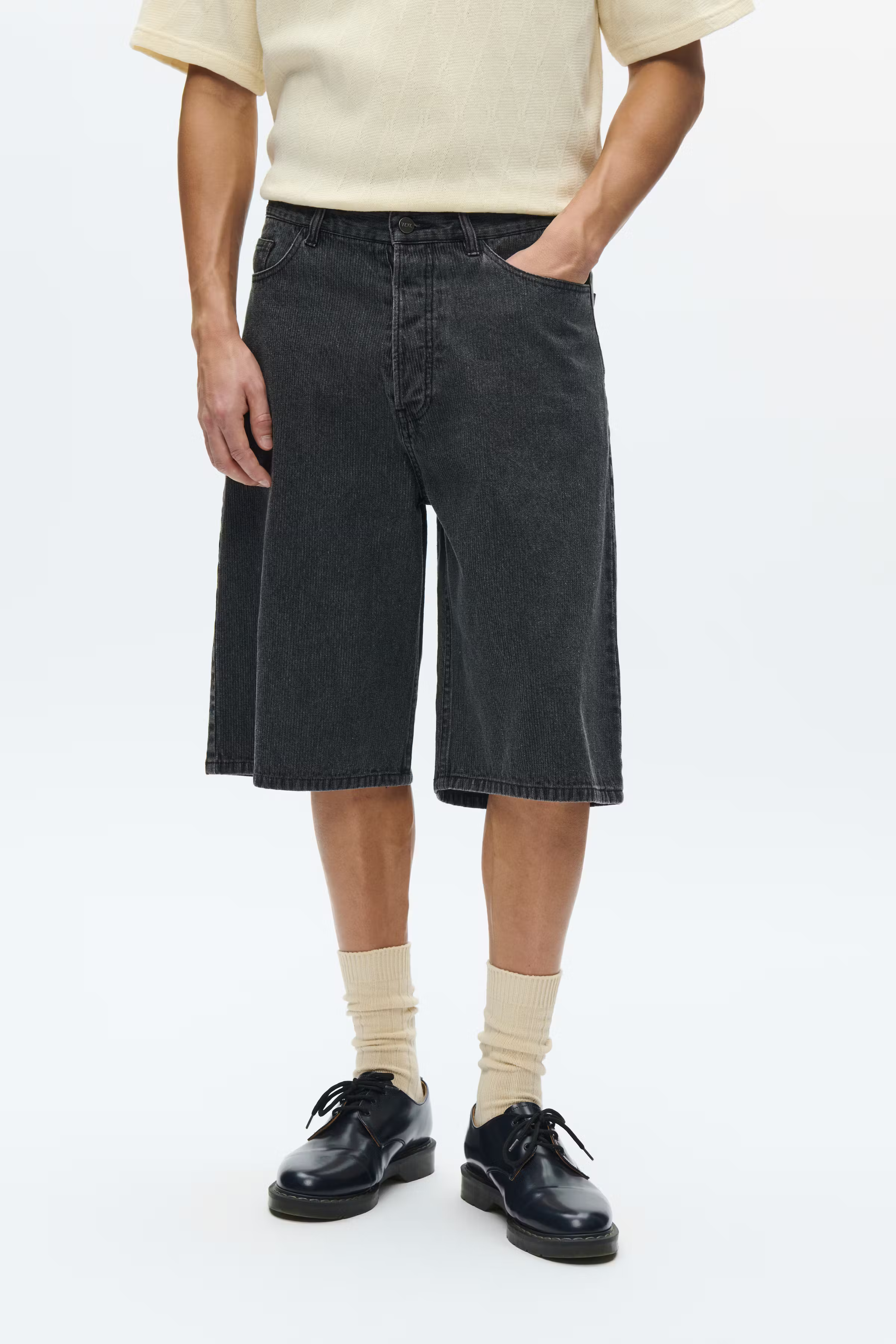 WWType Shorts LOOKBOOK FRONT 30251960-304420