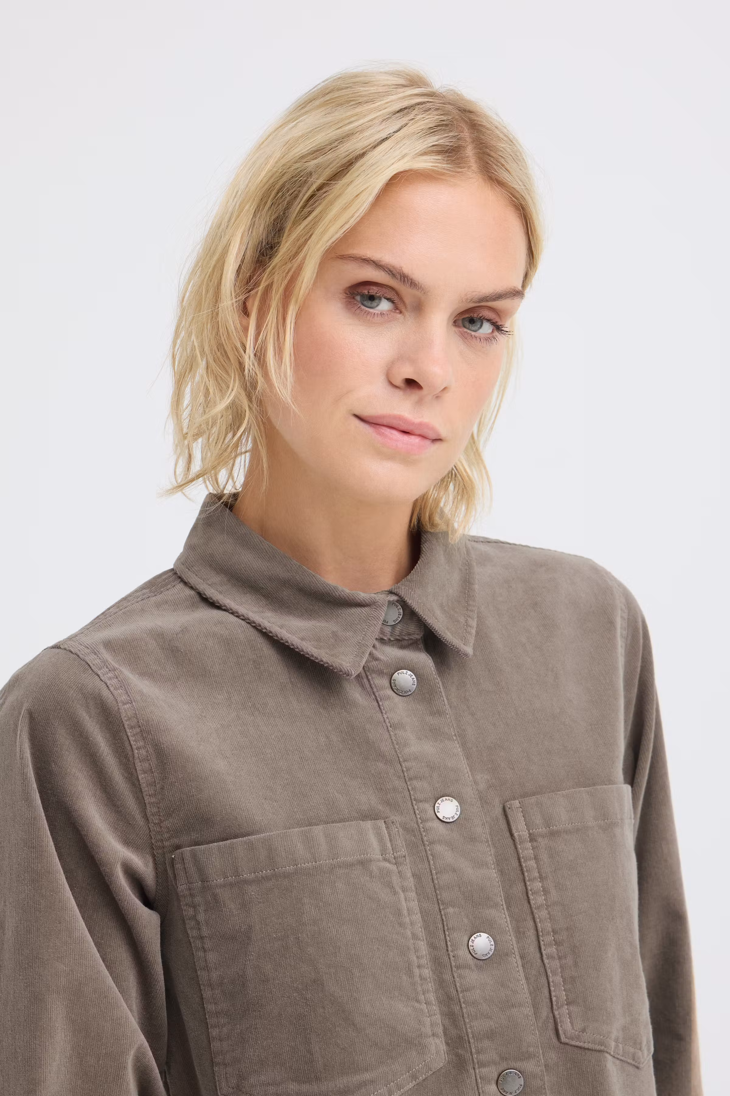 PZSALLY Kjole LOOKBOOK DETAIL 50210767-181112