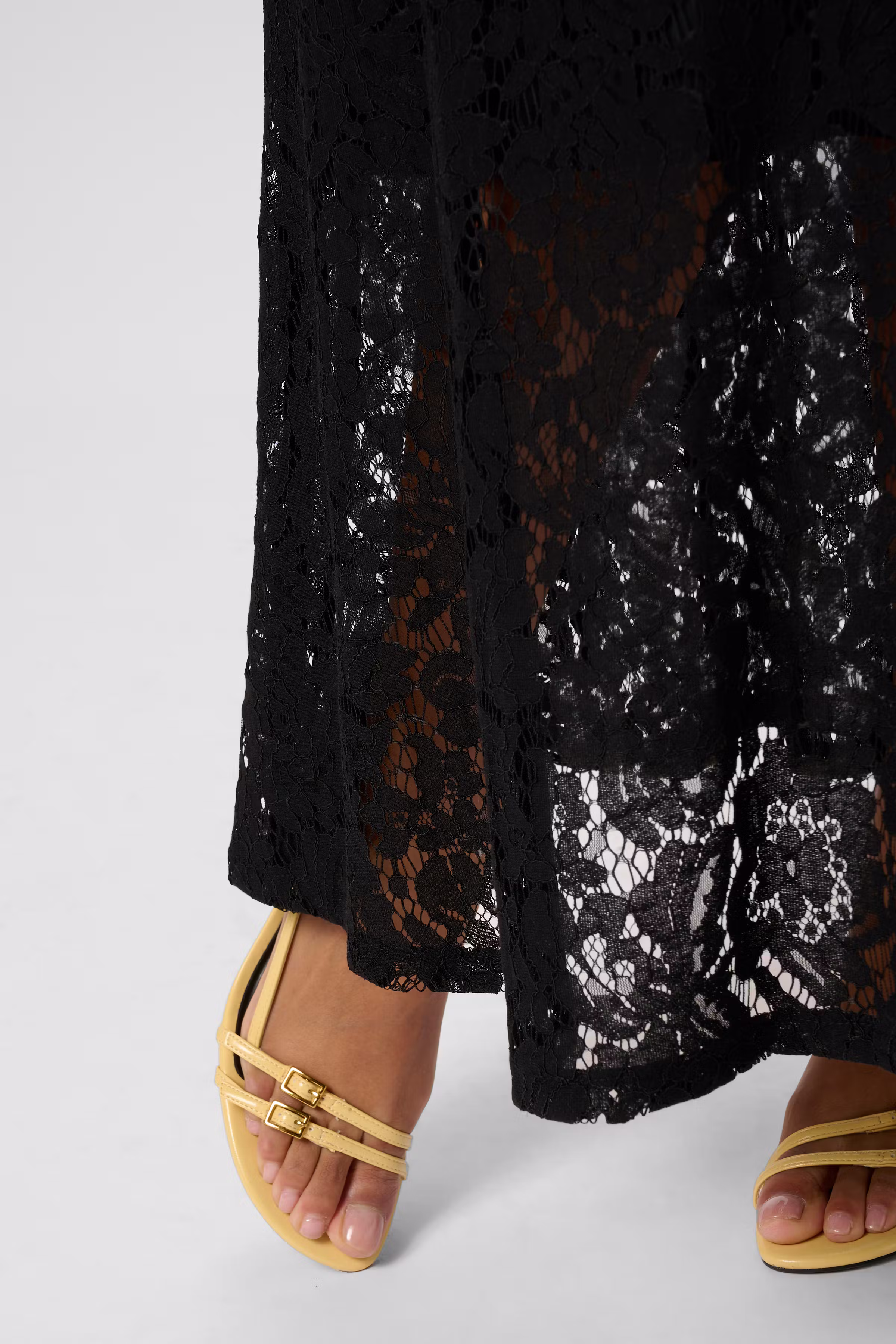 KAnomi Skirt LOOKBOOK DETAIL 10510288-100121