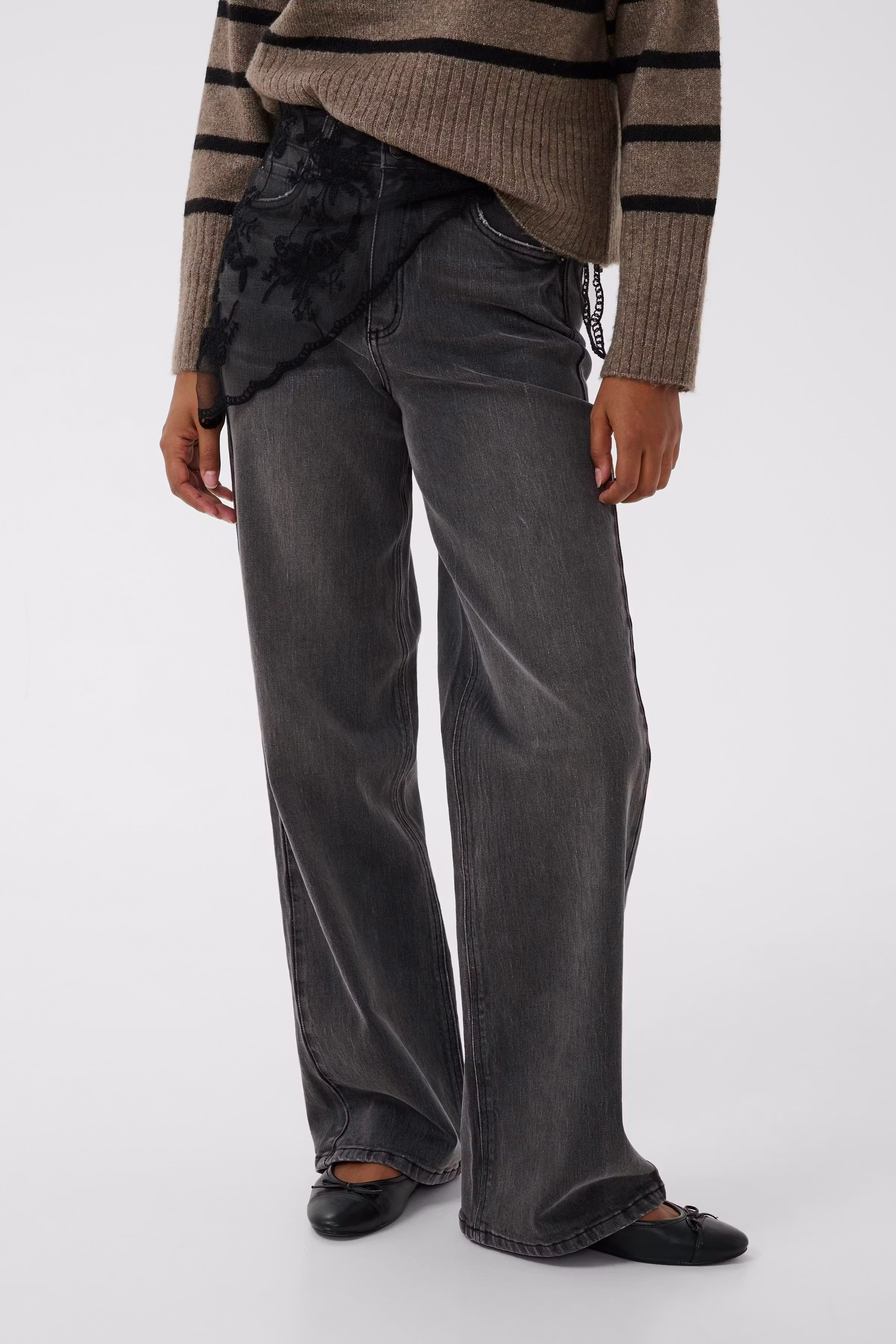 KAhally Spitzenschal LOOKBOOK FRONT 10512265-100121