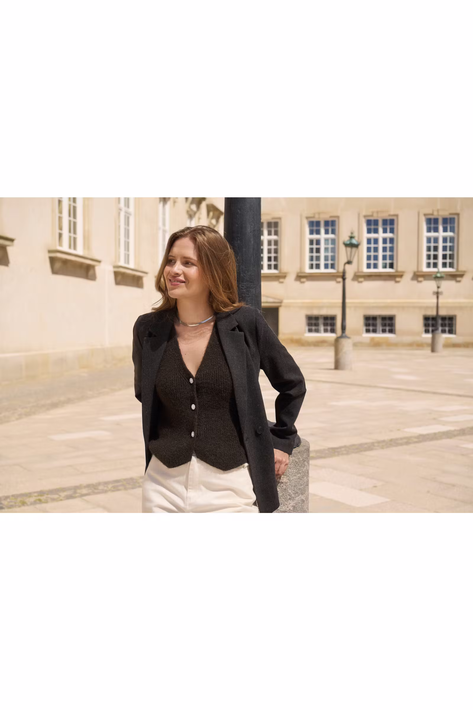 XenyaSZ Waistcoat LOCATION NONE 30513257-190910