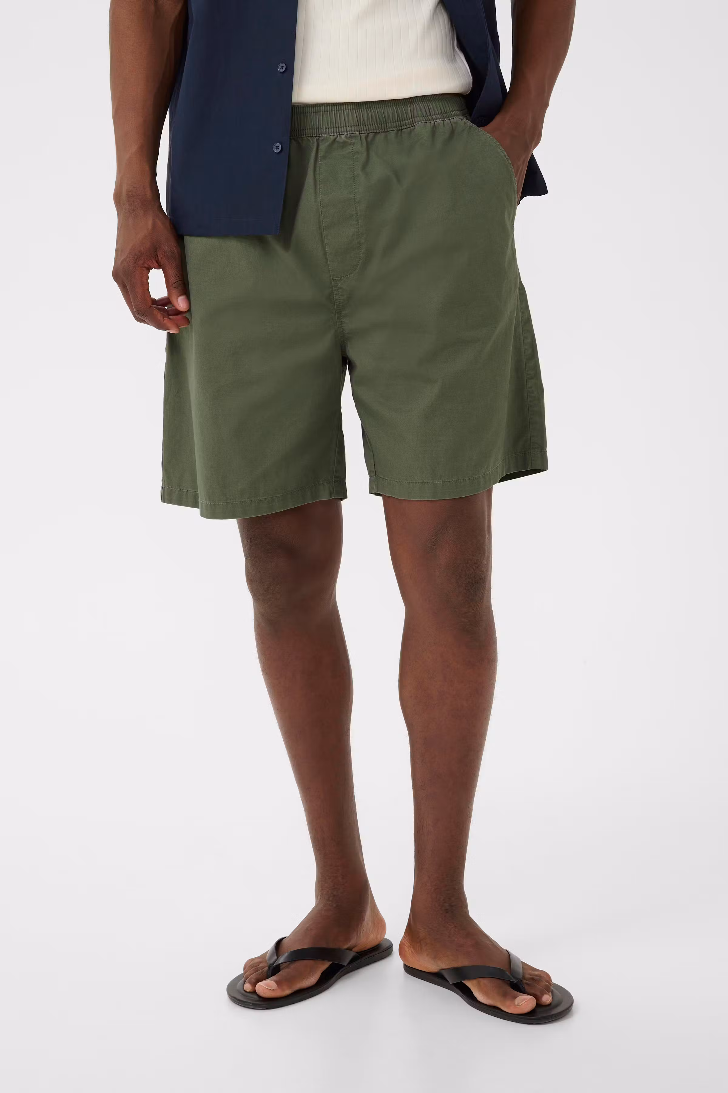MANoram Shorts LOOKBOOK FRONT 30209170-190309