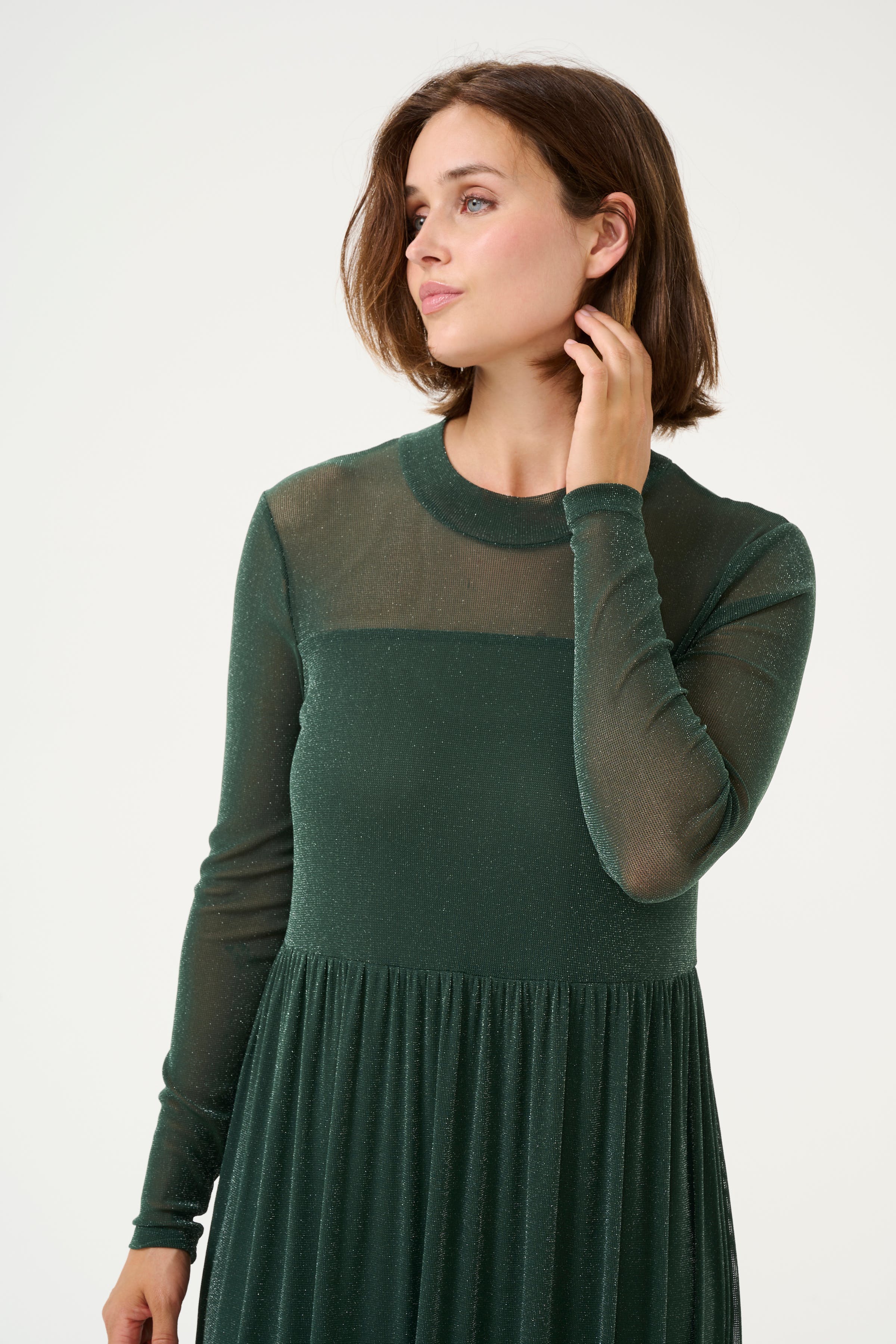 KAolga Glitzerkleid LOOKBOOK DETAIL 10508322-185913