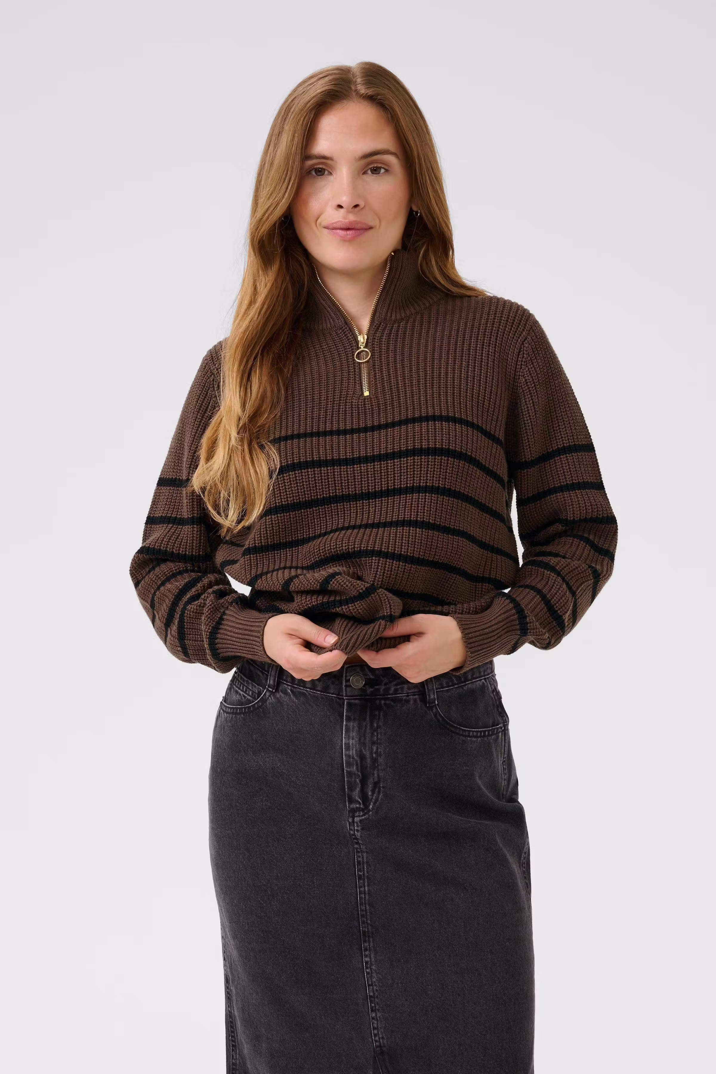 KAlioa Pullover LOOKBOOK FRONT 10506116-101821