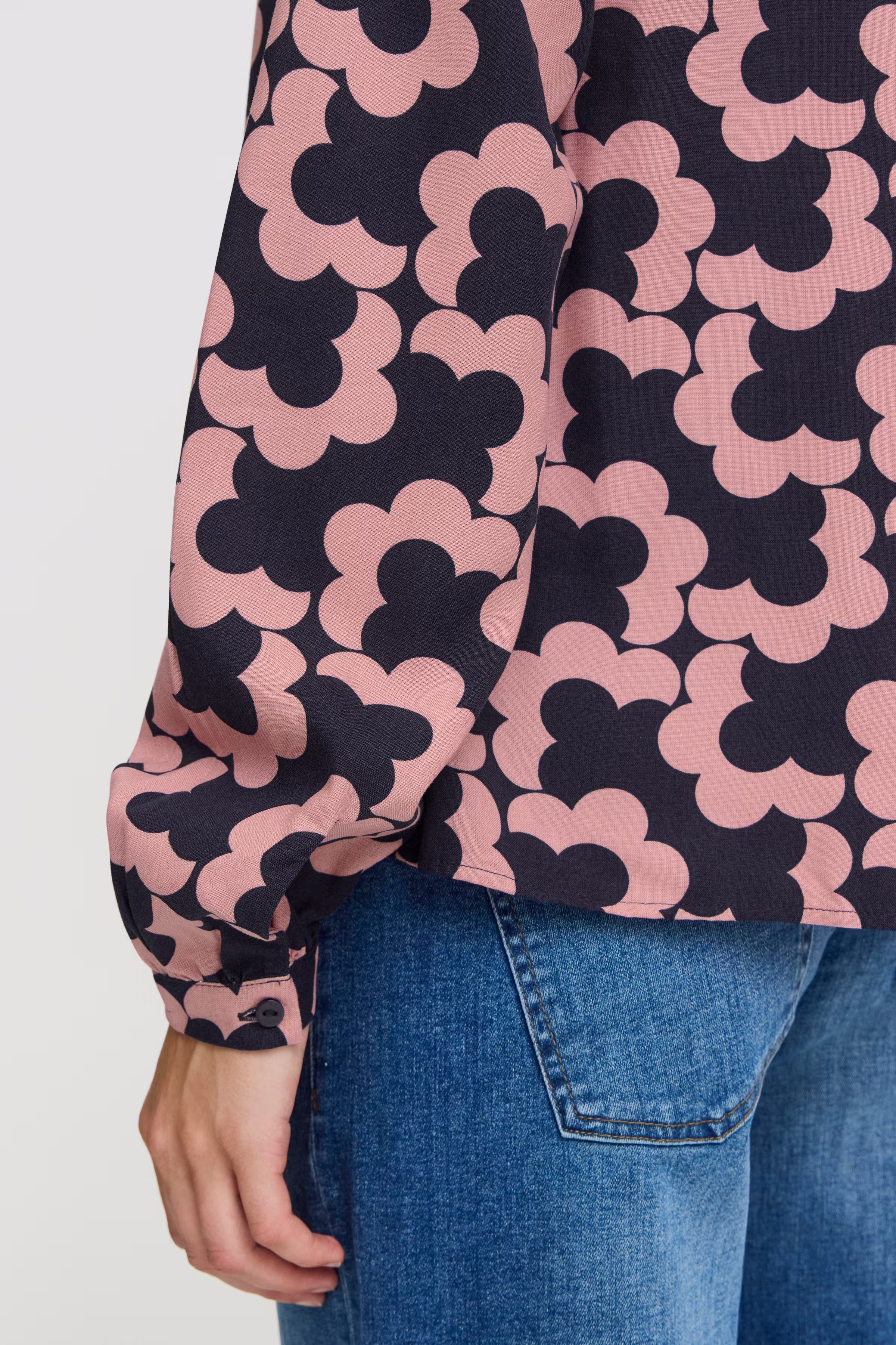 IHNASREEN Overhemd LOOKBOOK DETAIL 20121993-203769