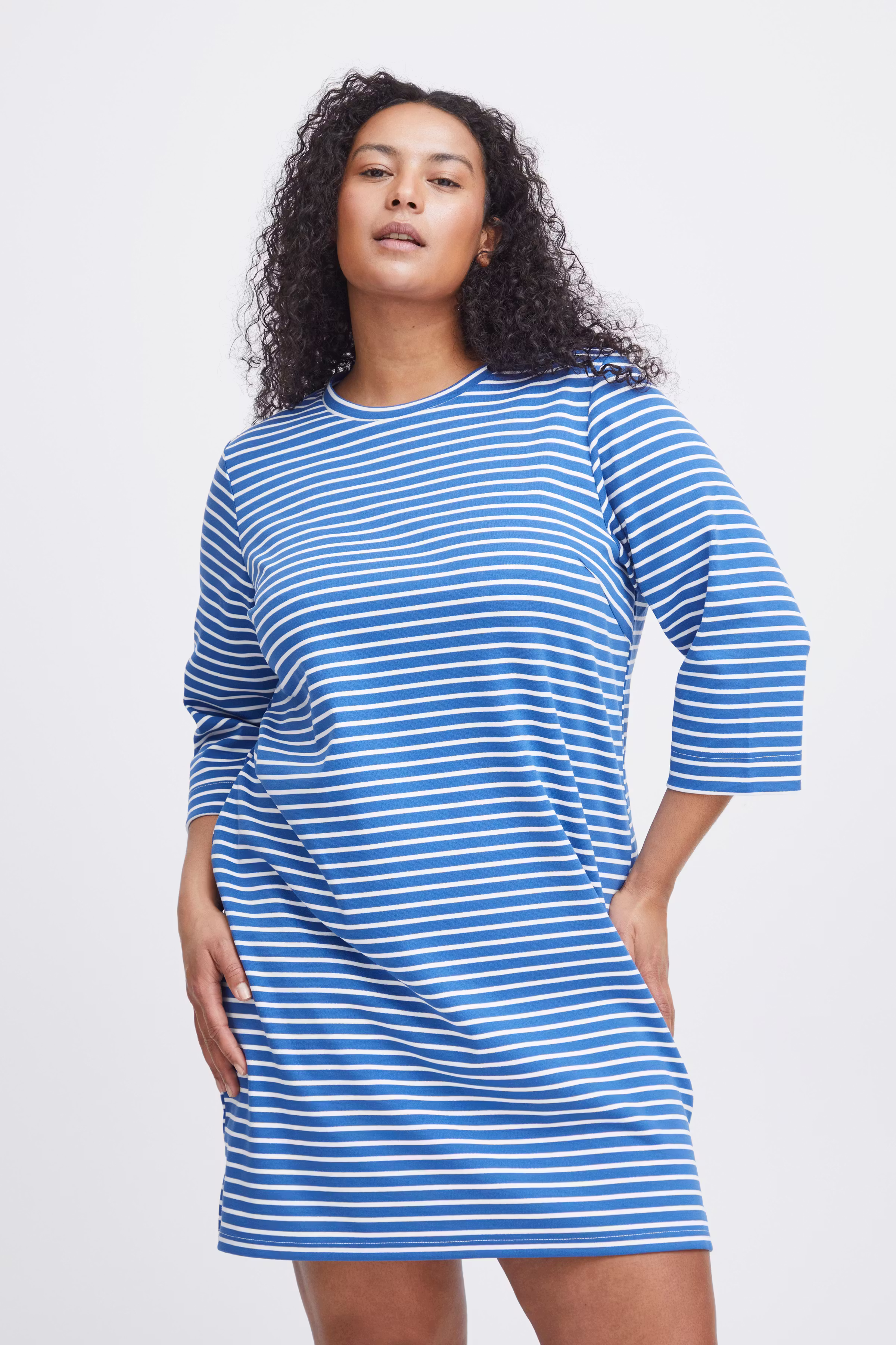 SWVARS Klänning LOOKBOOK FRONT 20614298-202815